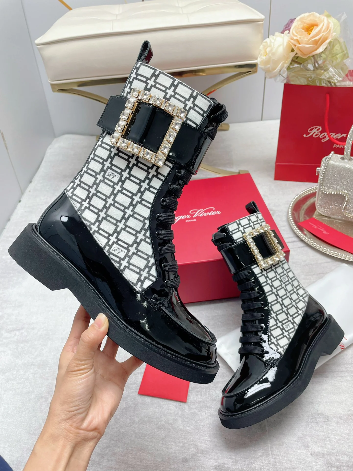 Обувь RV - Новинки весны/лета 2022 - Ботинки до середины икры - Белый клетчатый узор