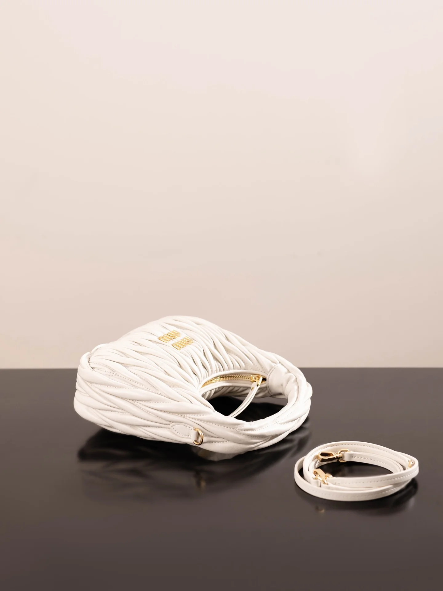 Miu Miu-5bc125m900-??????-????-Маленький-Белый