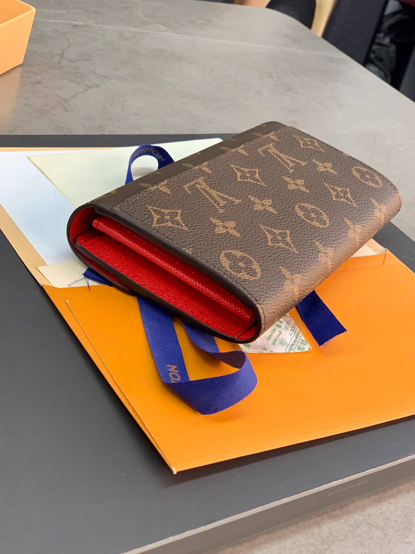 LV-m62236-Кошелек-конверт-Красный