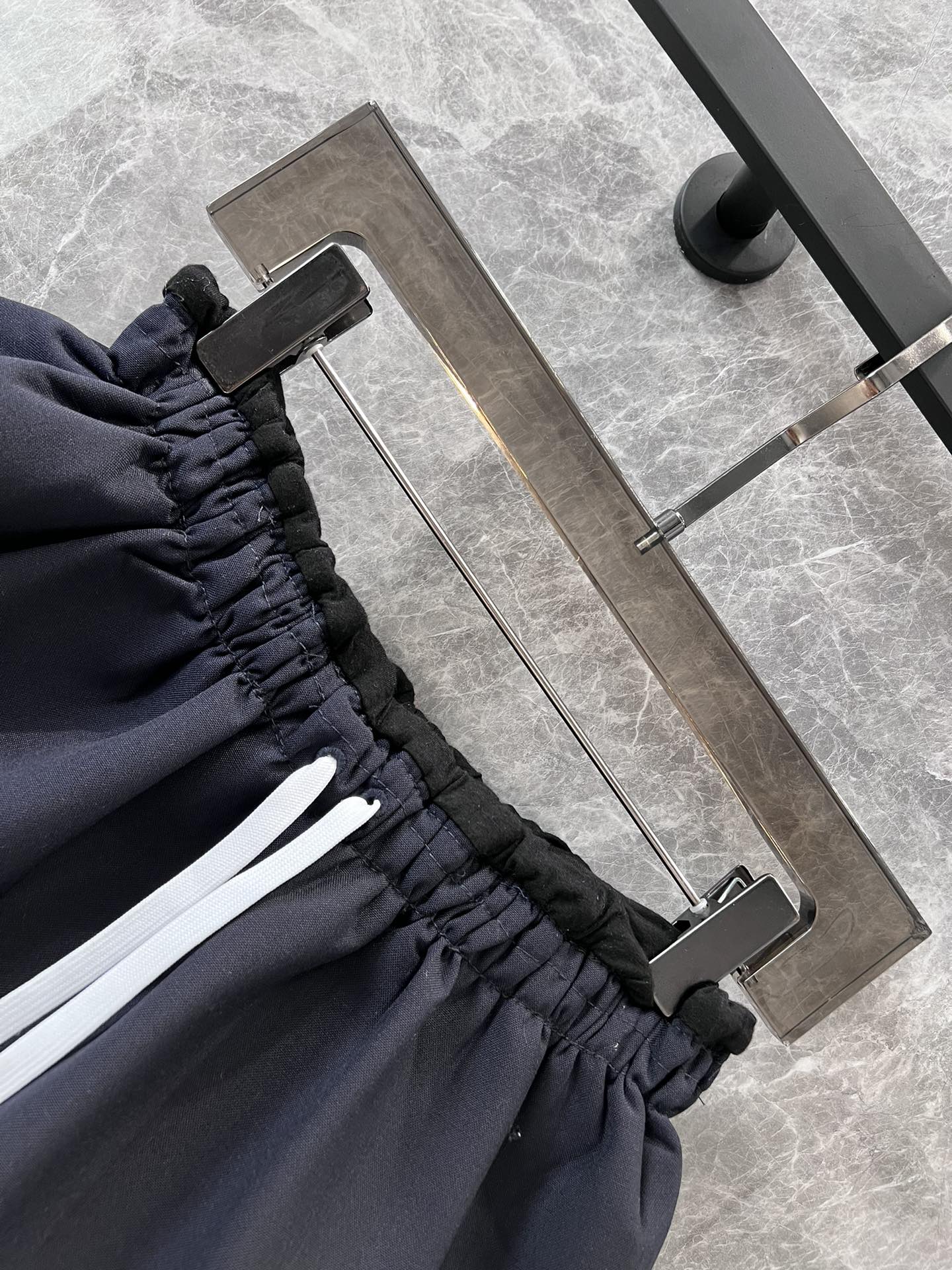 Miu Miu - 2404 - 24ss Весна/Лето Новинка Мини-юбка на кулиске с пышным подолом