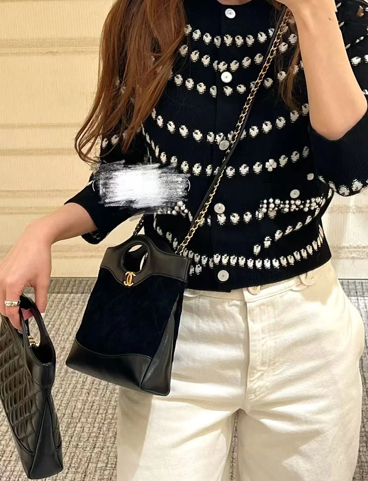 Мини-сумка Chanel 25p 31 из замши, черная