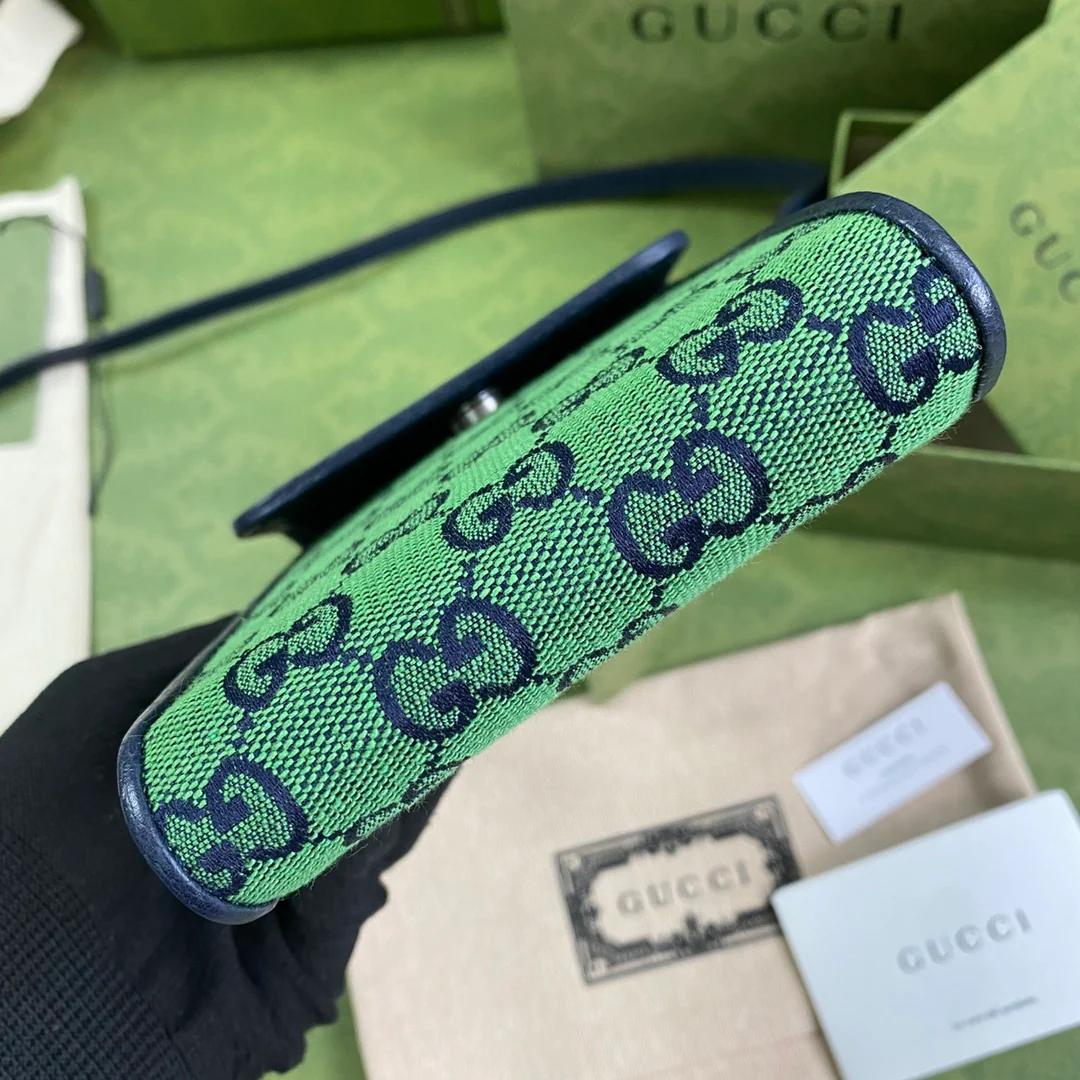 Сумка для мобильного телефона Gucci из серии Marmont — зеленая — 11-5-18-3-5 см