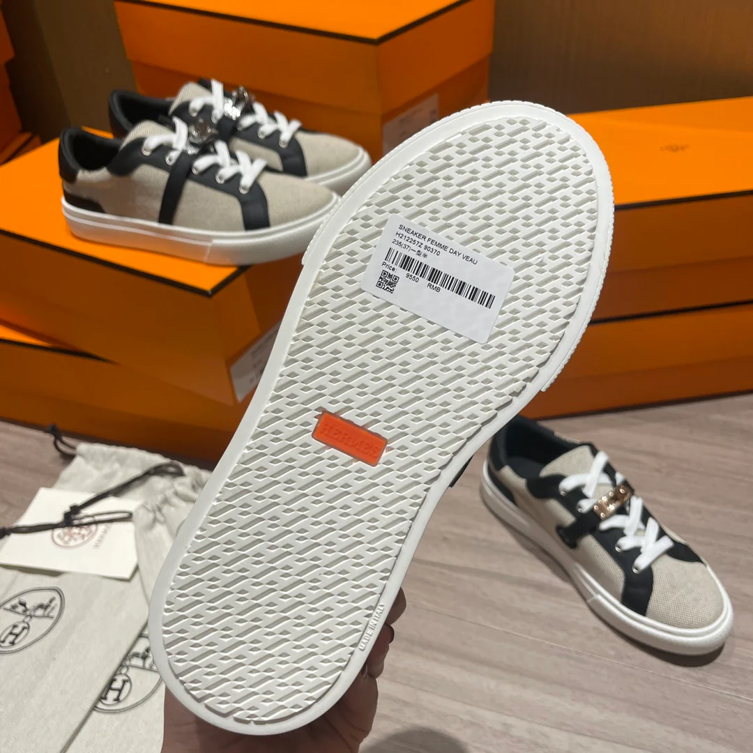 Hermes - Новейшие белые кроссовки Kelly Buckle - Мужские - 4