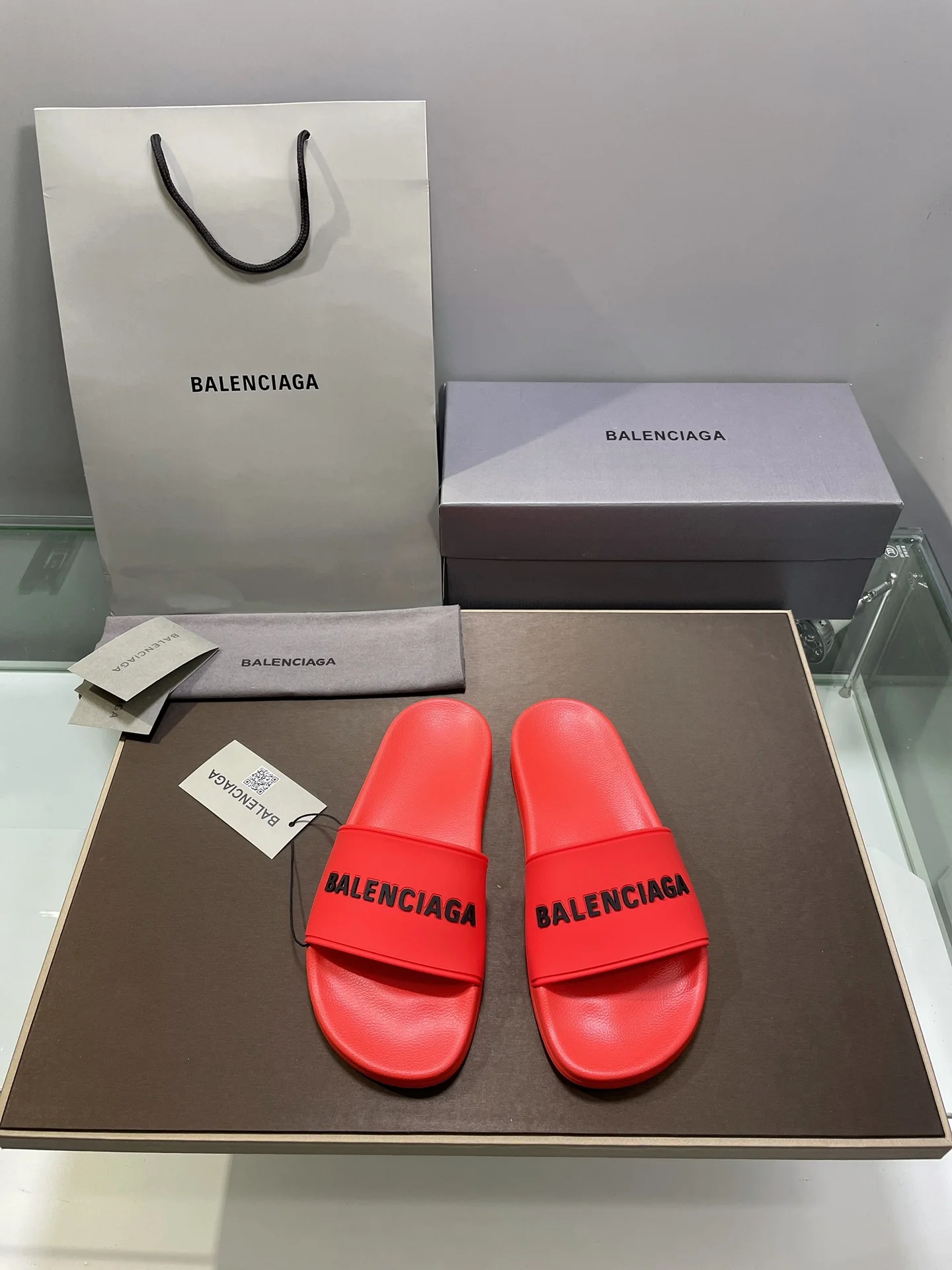 Balenciaga - Новая модель 2022 года - Тапочки с эффектом памяти и улучшенной упругостью - 11