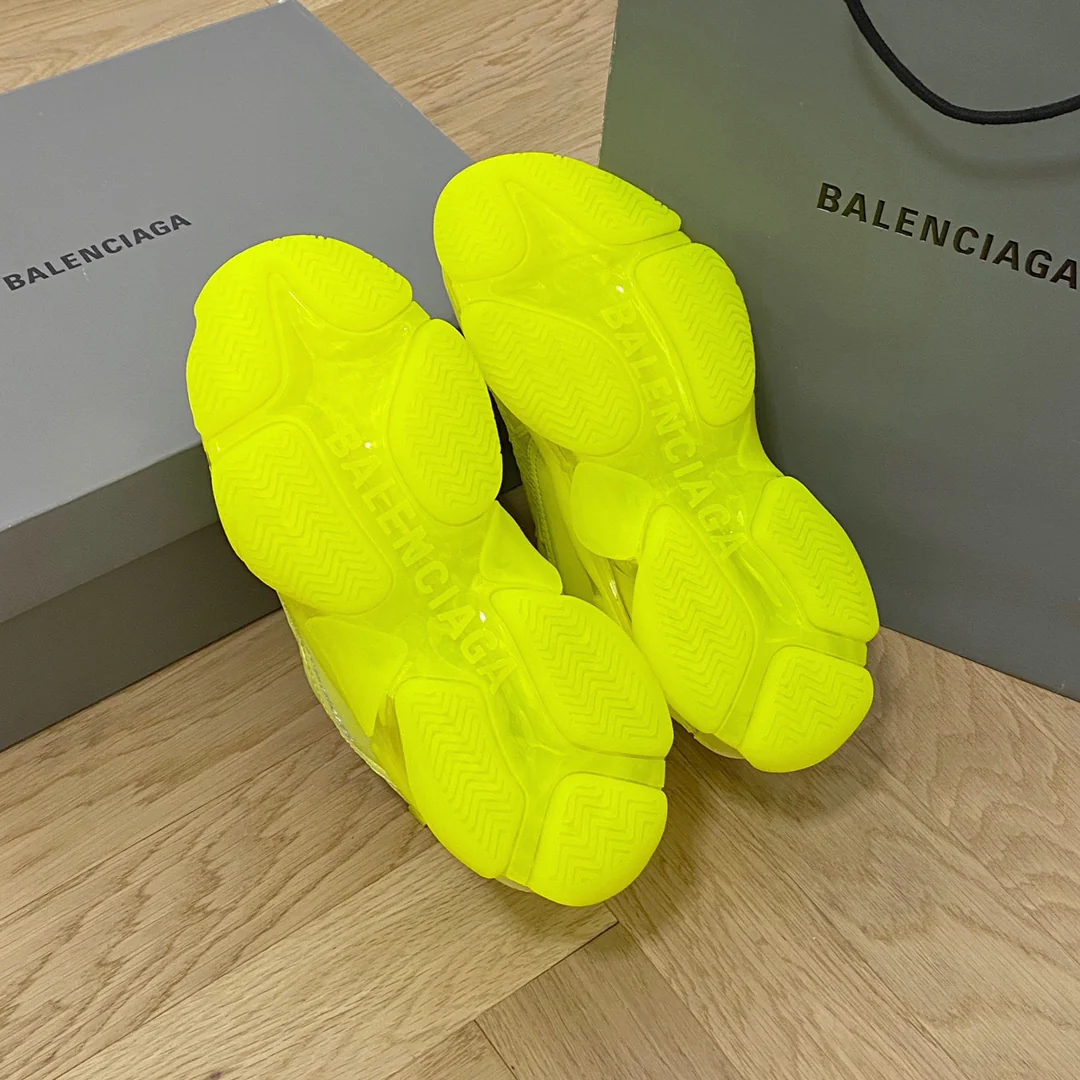 Кроссовки Balenciaga Triples Cushion Chunk - флуоресцентно-желтые