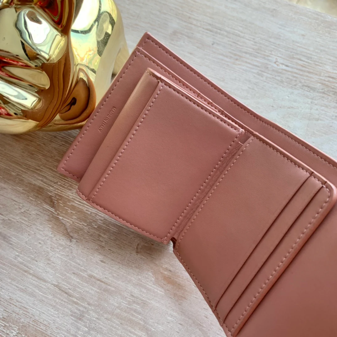 Celine TRIOMPHE 小号亮泽羊皮翻盖钱包-玫瑰粉-银扣