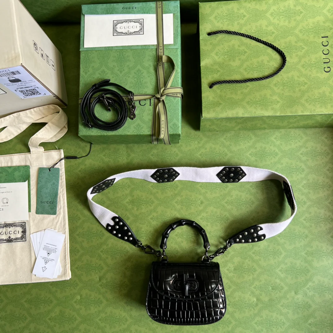 Сумка Gucci Bamboo - Маленькая сумочка - С рисунком под крокодиловую кожу - Кожа