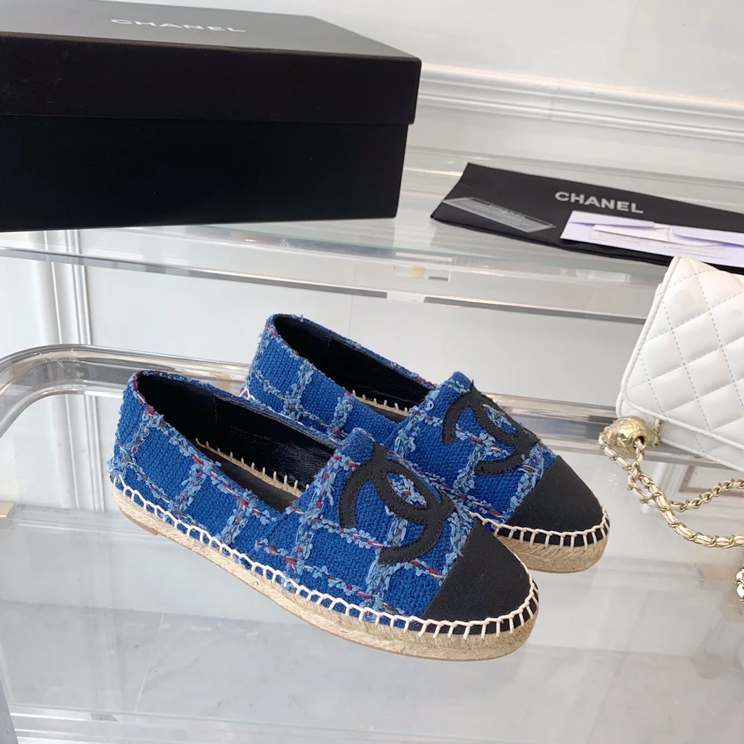 Новинка сезона весна/лето 2023 от Chanel - Шерстяные рыбацкие туфли