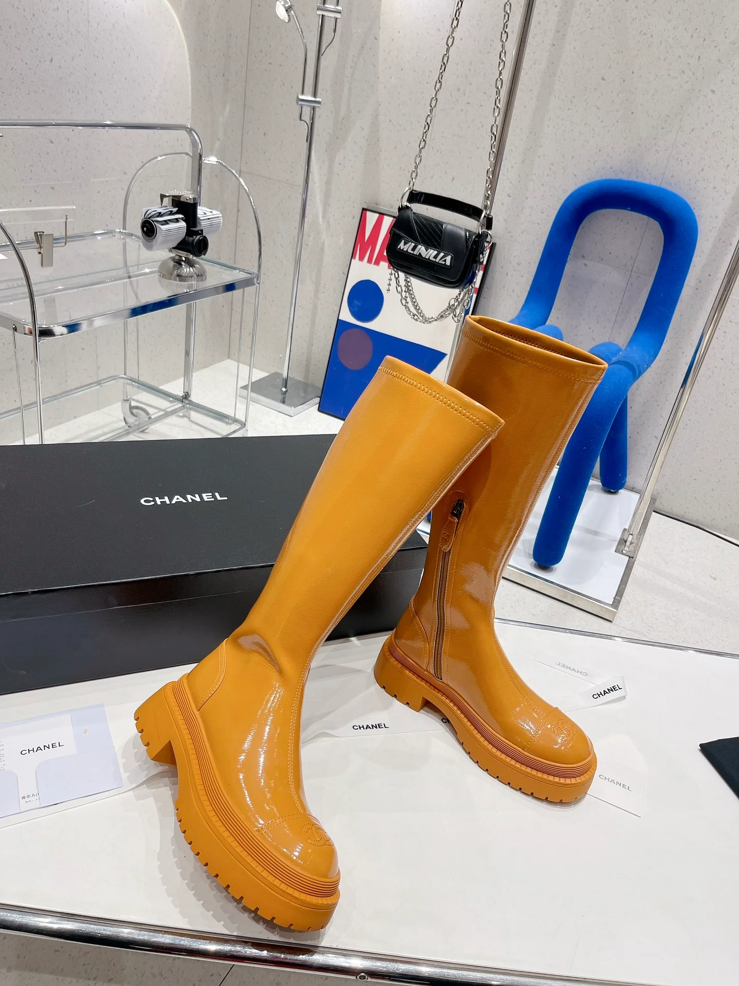 Ботинки Chanel на платформе с эластичным поясом - бежево-желтые