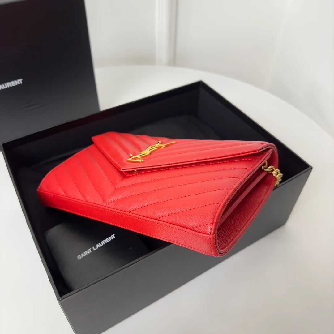 YSL монограмма Caviar WOC - красная с золотой фурнитурой - 22 см