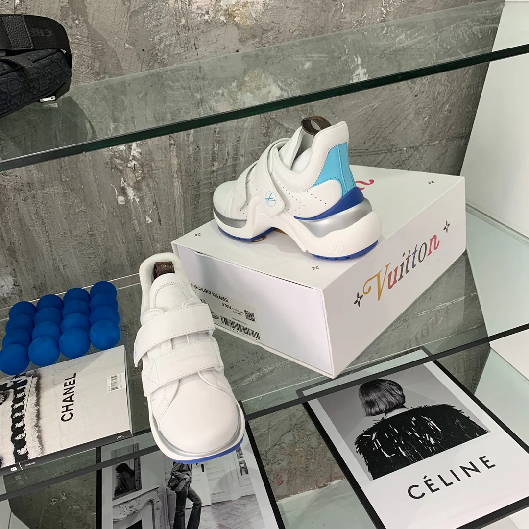 Обувь LV - Массивные кроссовки LV - 5