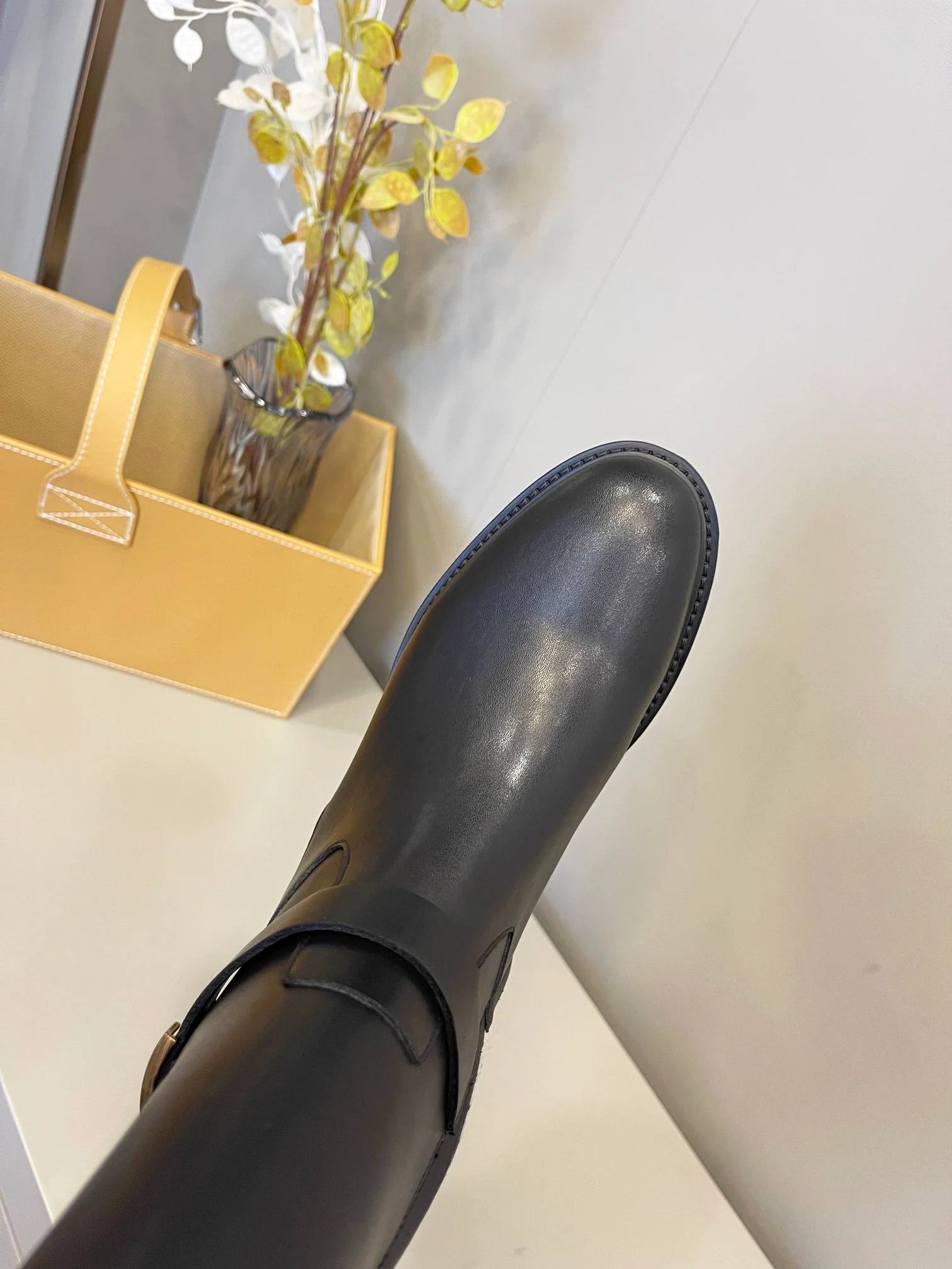 Ботинки Tods 2022 года