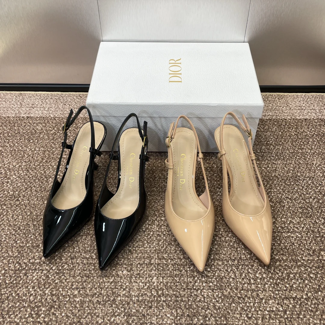 Изображение коллекции босоножек на высоком каблуке Dior 2024 года