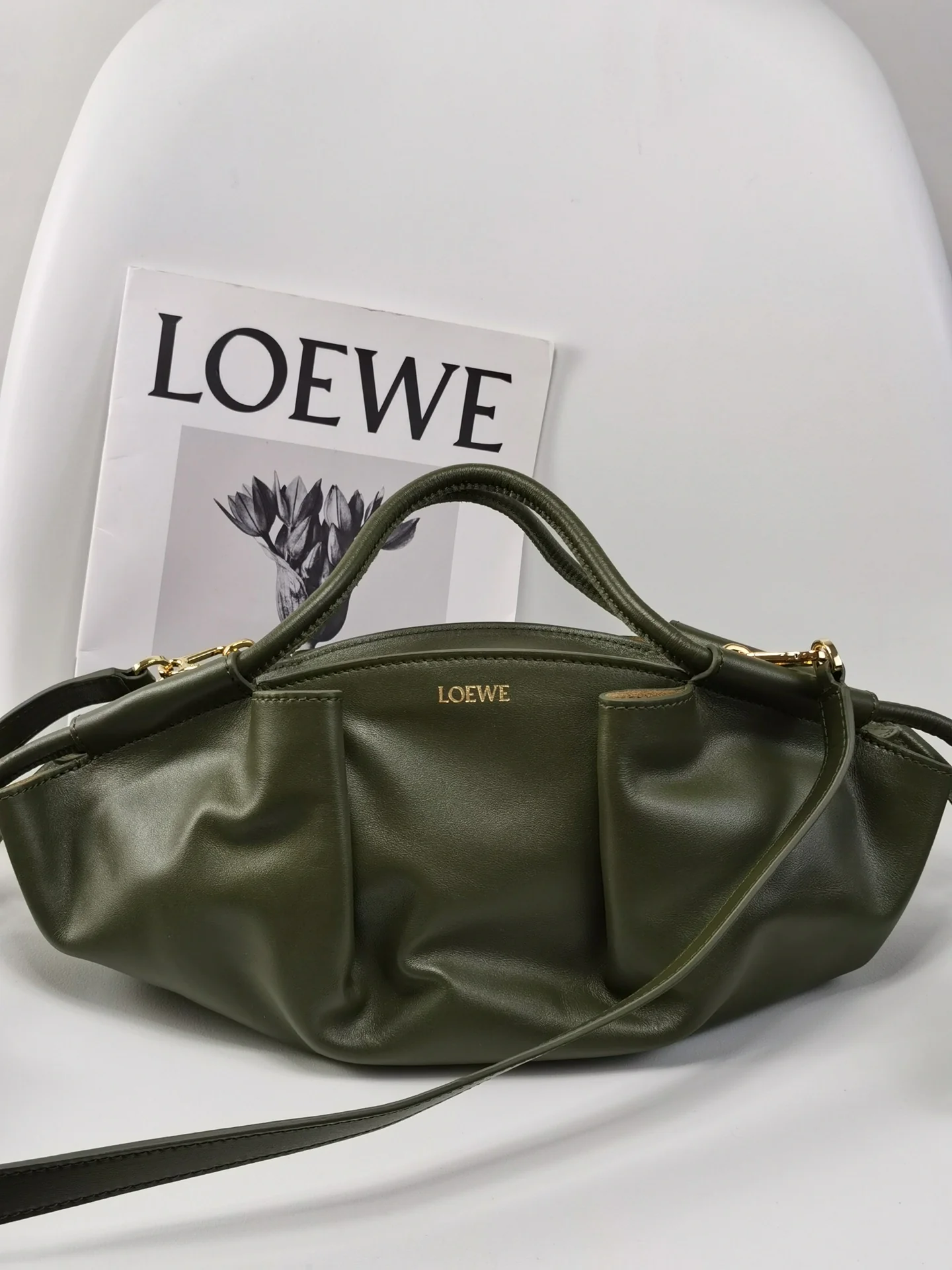 Сумка для прогулок Loewe Paseo - телячья кожа наппа - маленькая - темно-зеленая