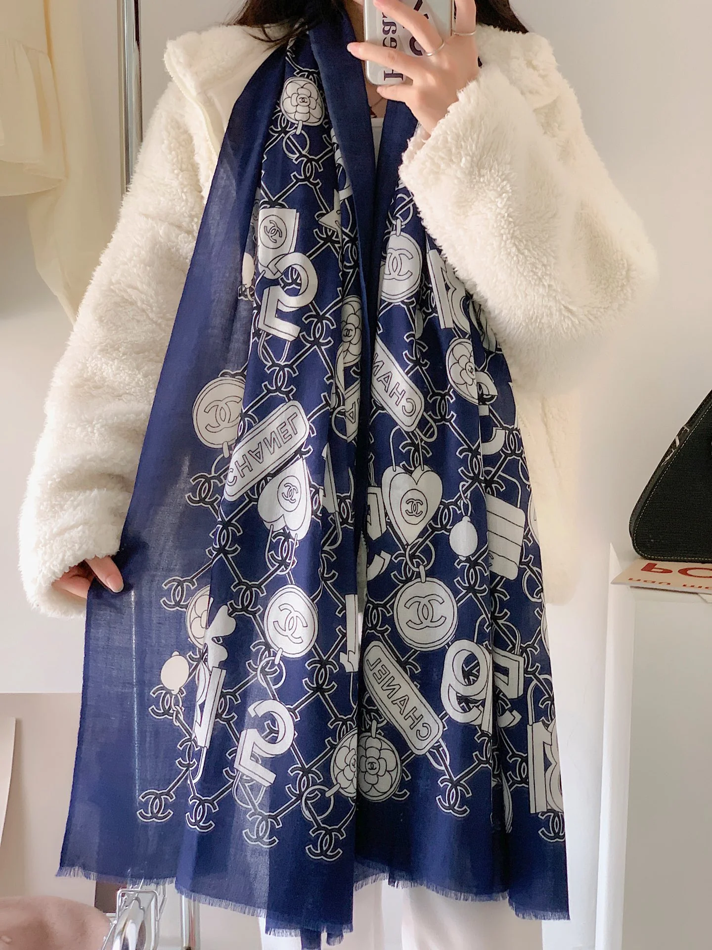 Шарф Chanel с цифровым рисунком - 100-200 см - кашемир 300 нитей.