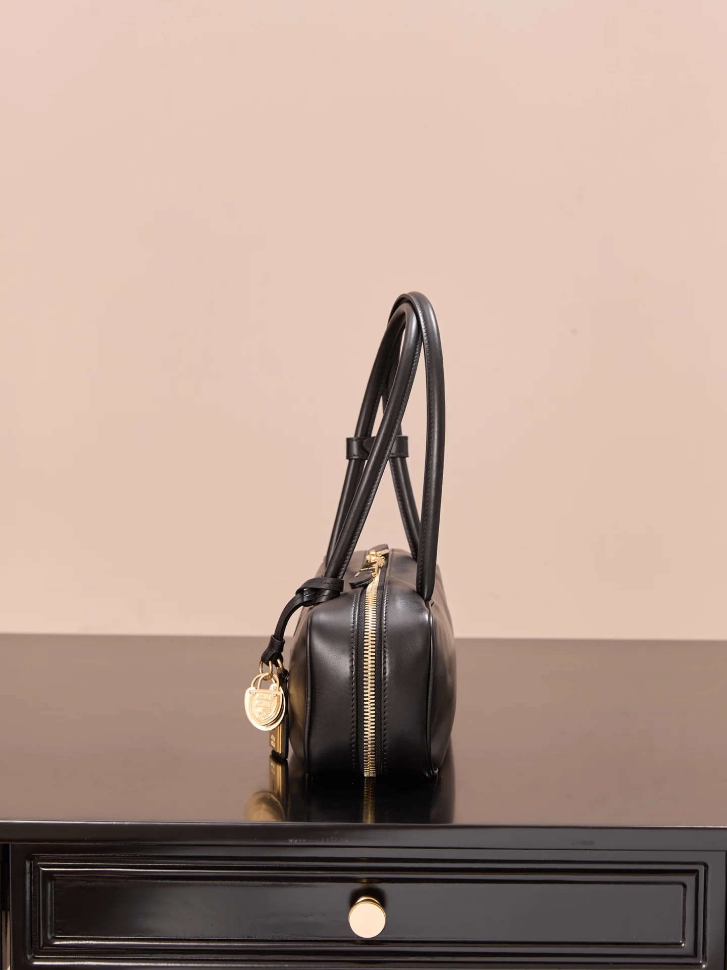 Miu Miu-5bb173m1050-????-Сумка-Маленькая-Черная кожа