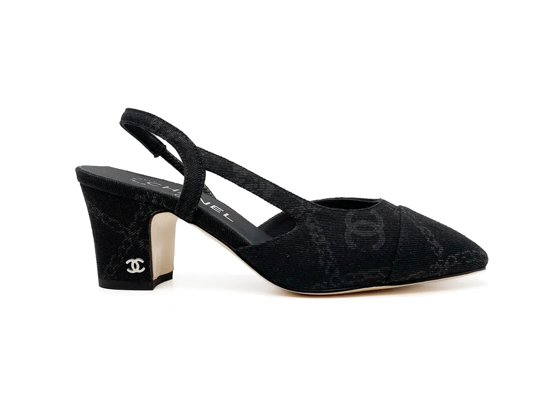 Chanel - Классические туфли на массивном каблуке - Черные