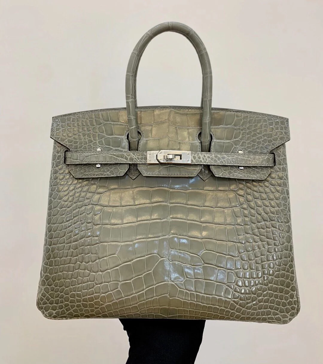 Сумка Hermes Birkin 81 — глянцевая, серая под крокодиловую кожу — серебряная пряжка