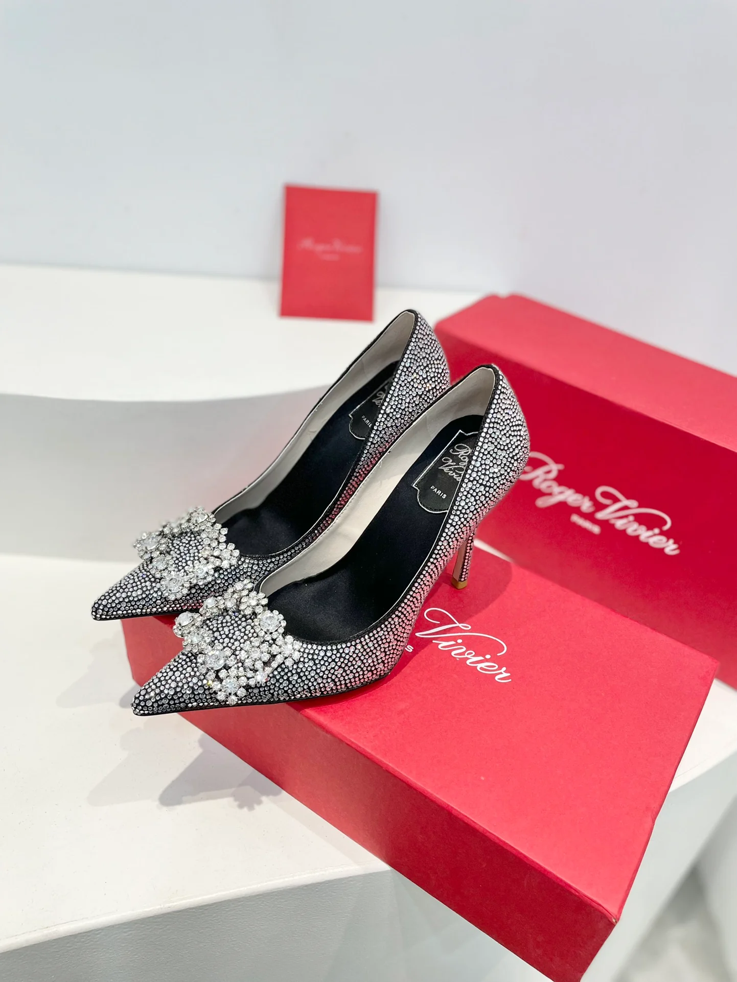 Обувь RV Shoes - Серия Crystal Shoes - Туфли на высоком каблуке со стразами - Черно-серебряные