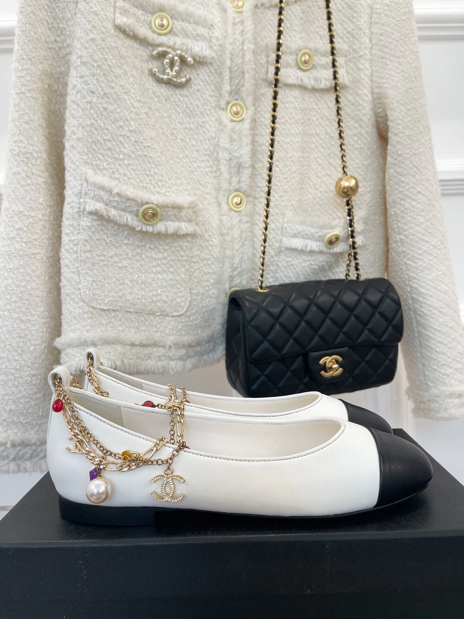 Балетки Chanel с подвеской в ??виде драгоценного камня - туфли Мэри Джейн - размеры 35-39-40 (изготовлены на заказ)