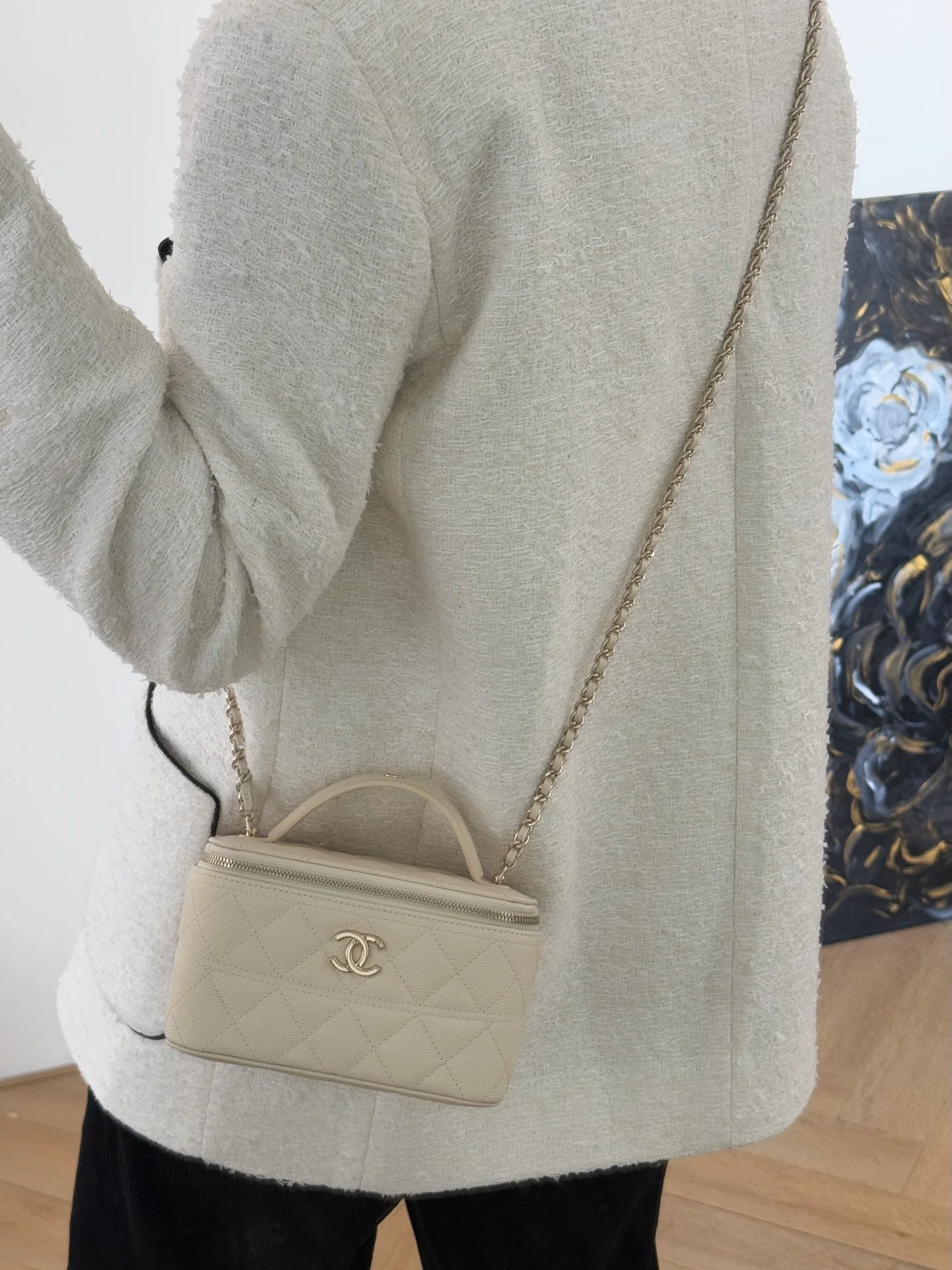 Сумка-ланчбокс Chanel 25c - серовато-белая