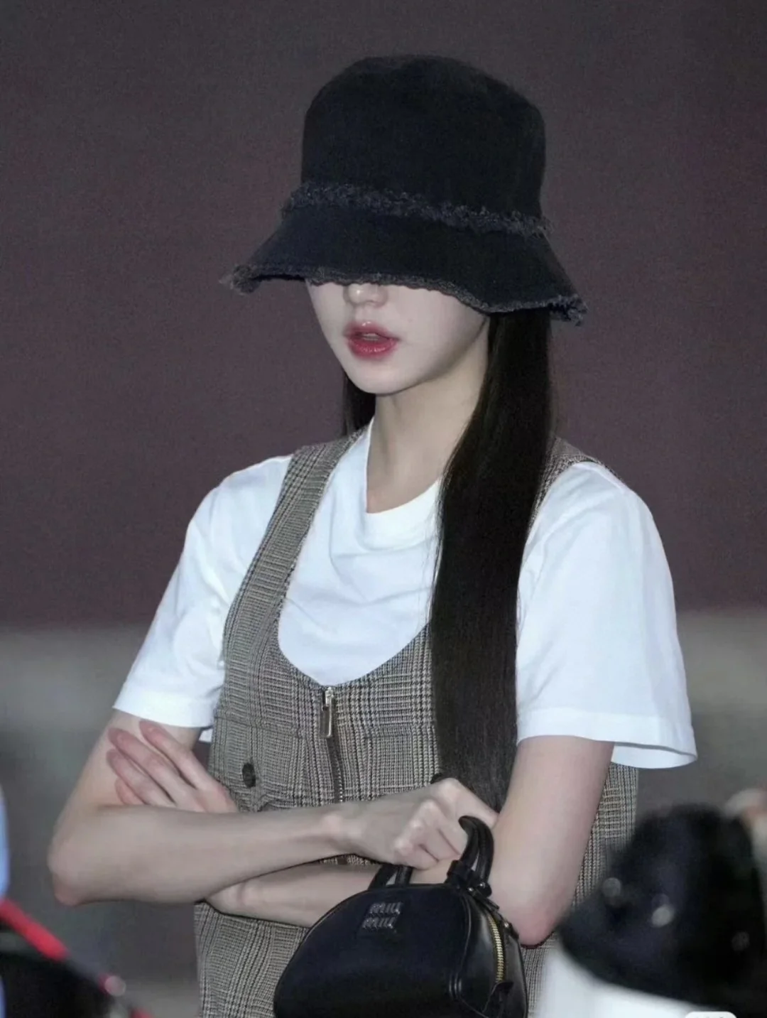 Сумка для боулинга Miu Miu - черная