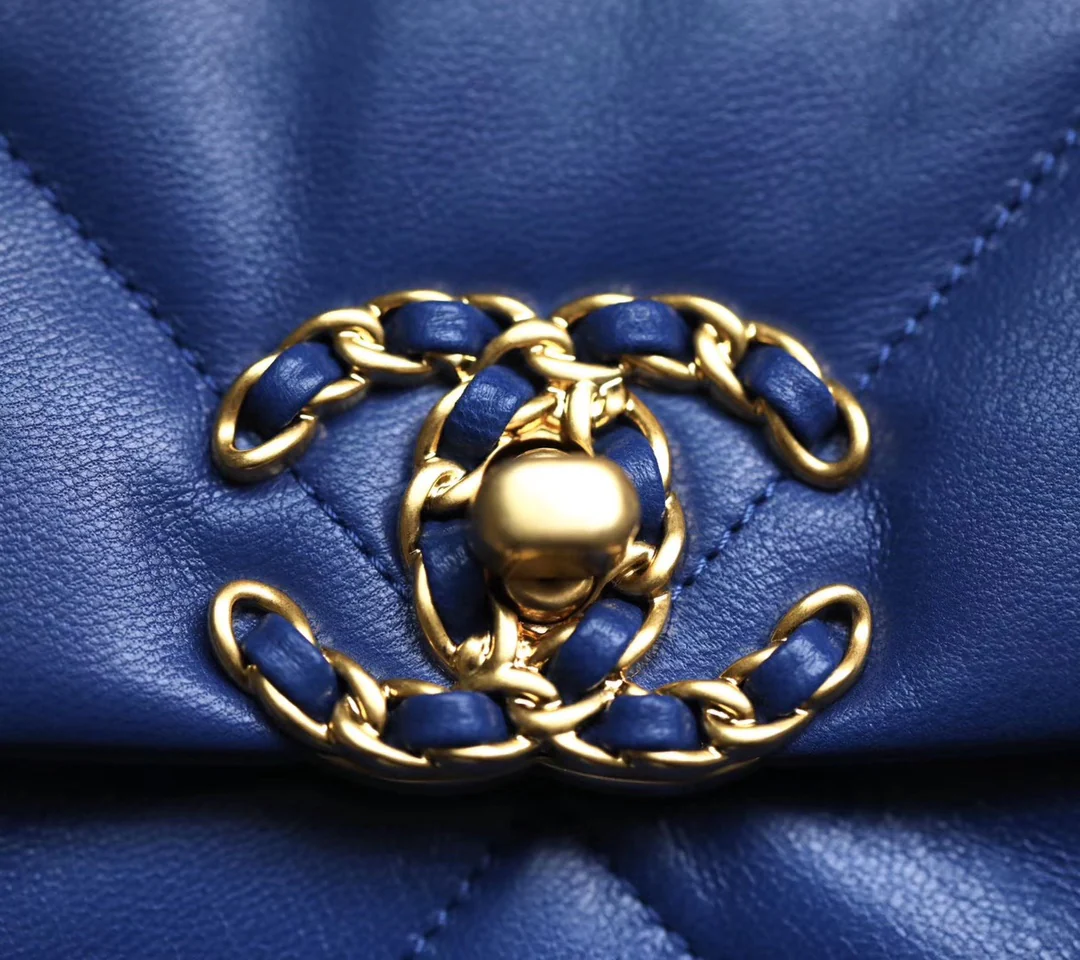 Сумка Chanel 19 - Маленькая, ярко-синяя