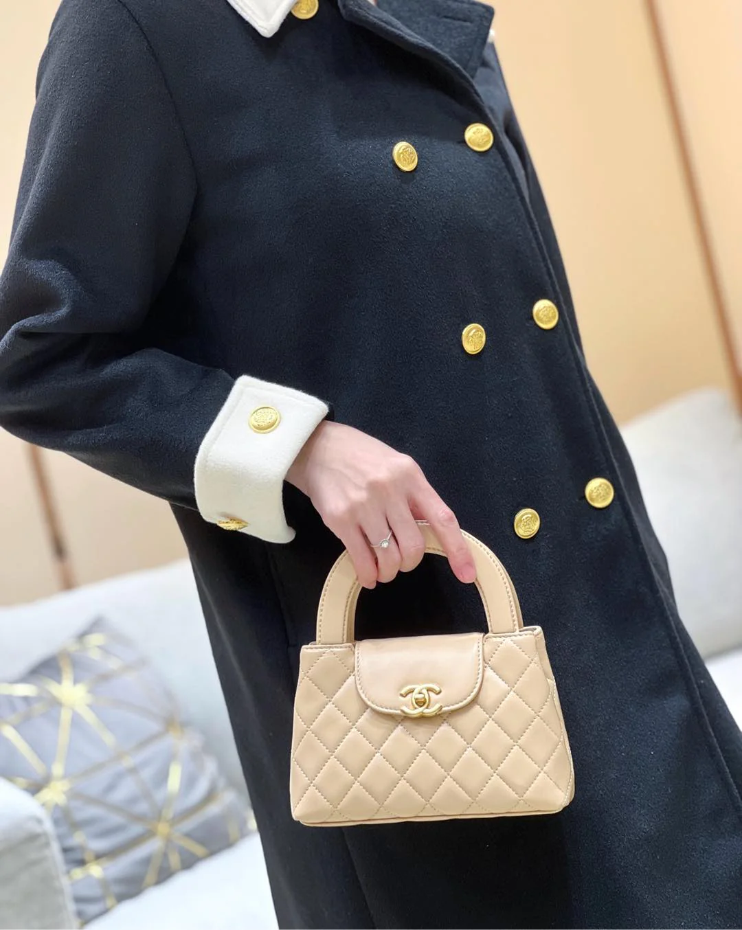 Chanel 25c Kelly - Абрикосовый