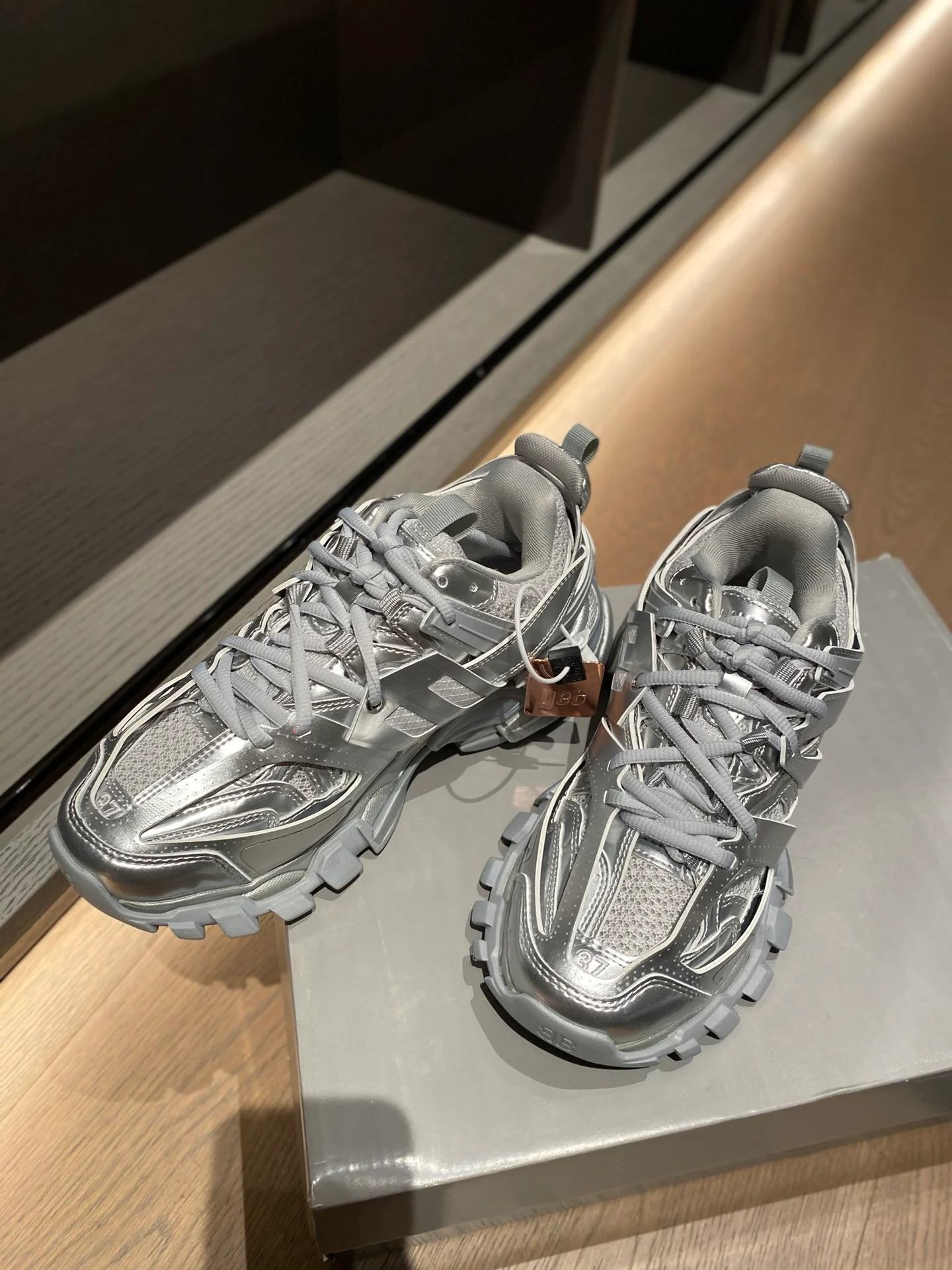 Balenciaga - Dad Shoes - 16