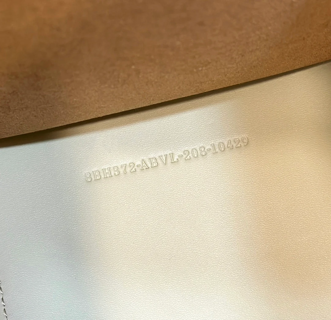 Сумка-шоппер Fendi Sunshine - светло-серая