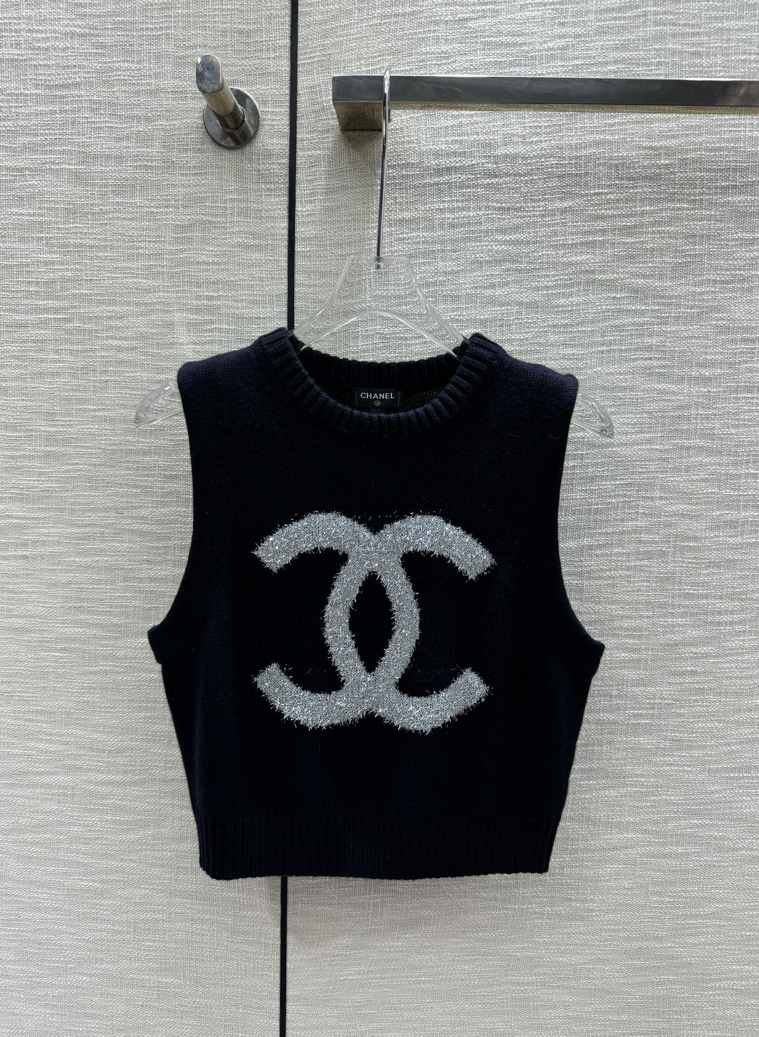 Вязаный жилет Chanel 2403 Double C - черный