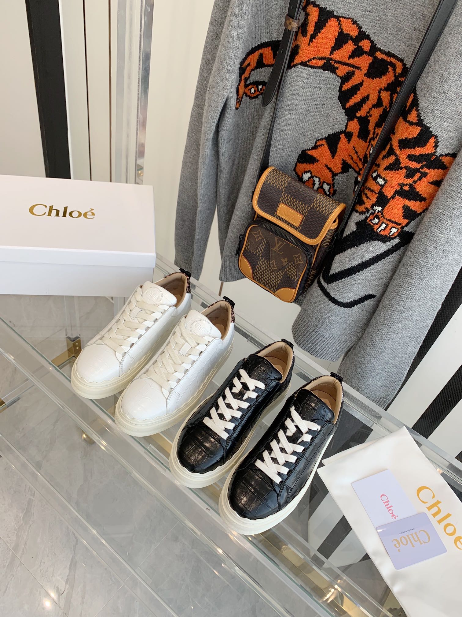 Chloe - Белые кроссовки - Кроссовки на платформе - Повседневная обувь - 1