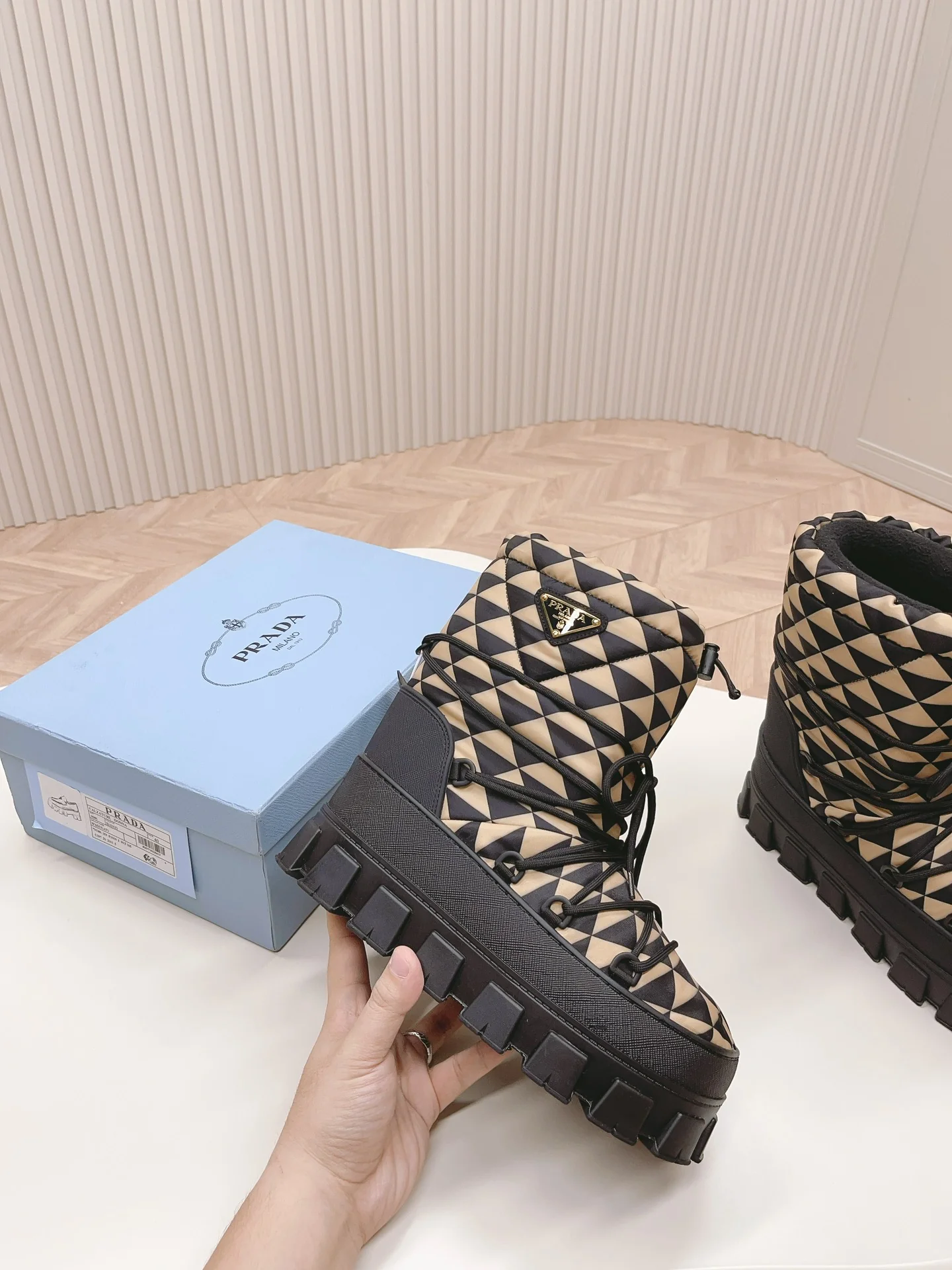 Prada 2024 Space Snow Boots - изображение из коллекции