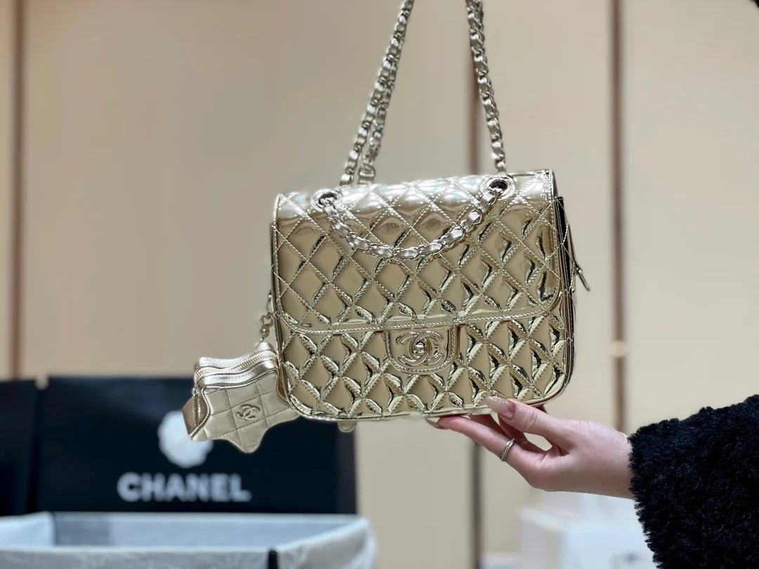 Рюкзак Chanel Early Spring Collection 24c - золотой