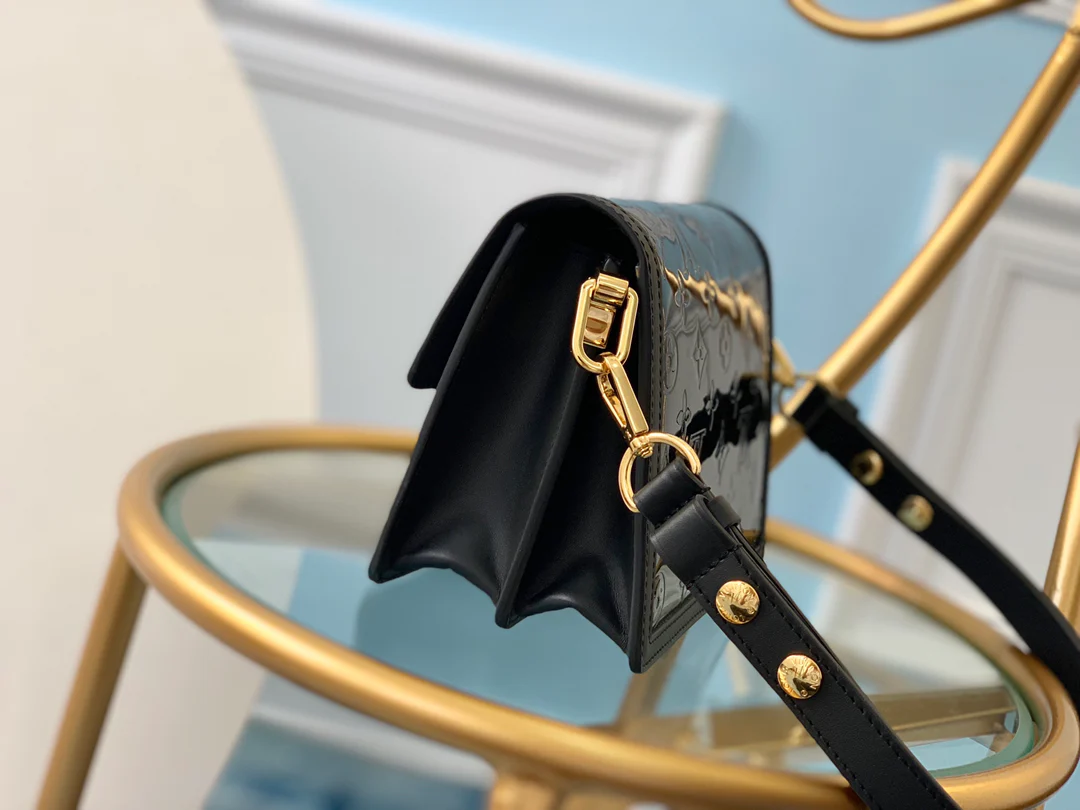 m44580-LV-dauphine-Окрашенная кожа