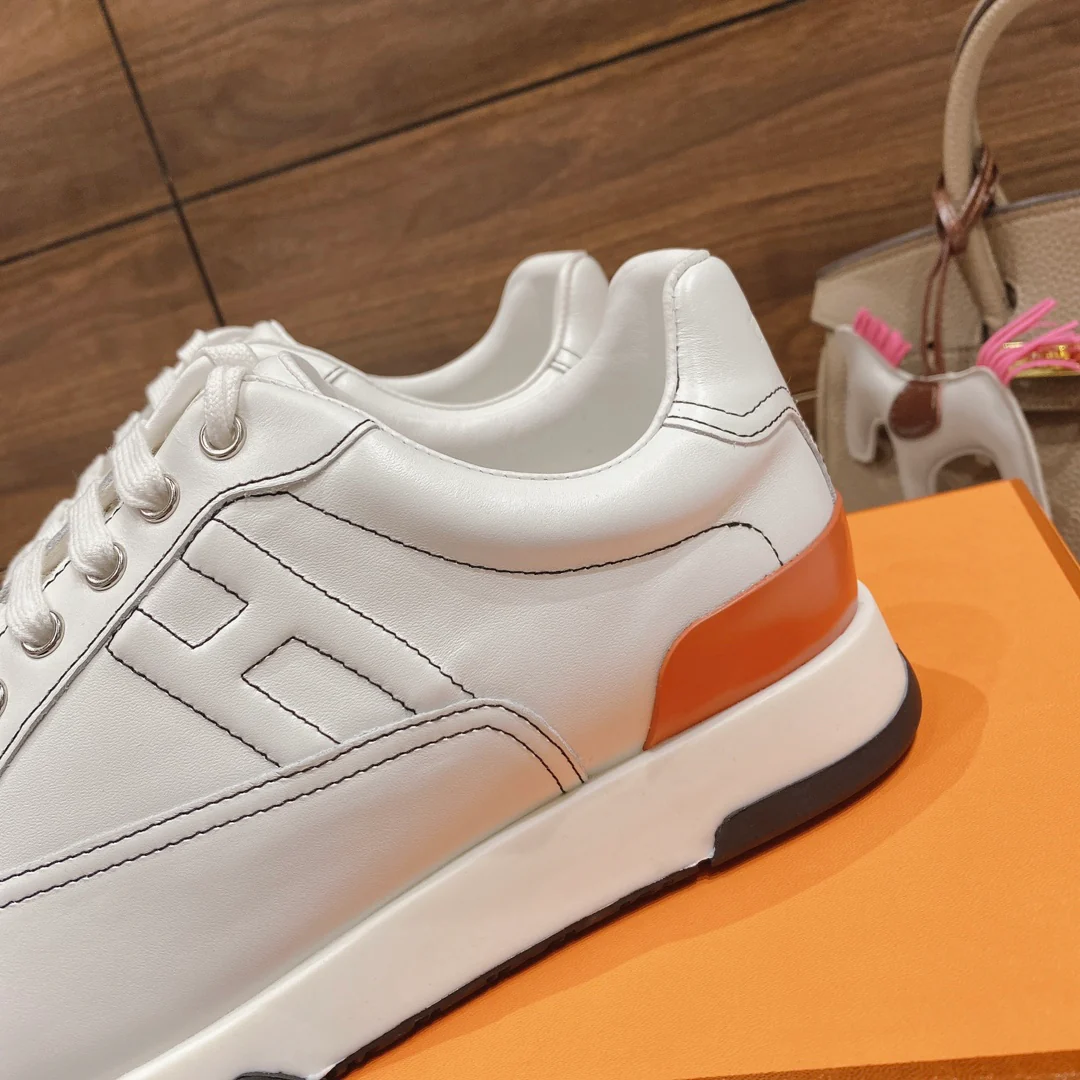 Новинка весны 2022 года от Hermes - Кожаные повседневные кроссовки - Унисекс - Белые