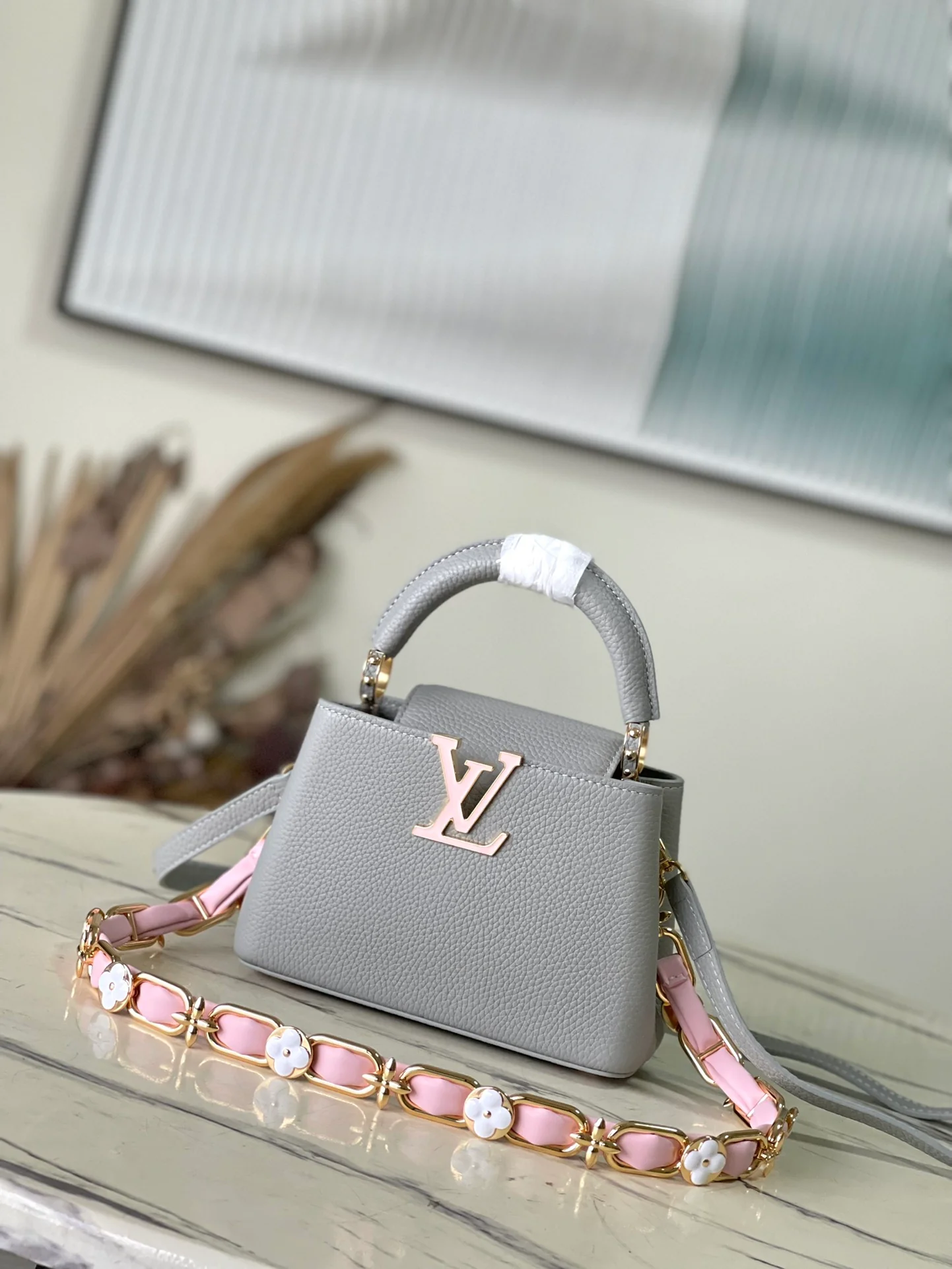 m23280-LV-capucines-mini-handbag/crossbody bag-grey