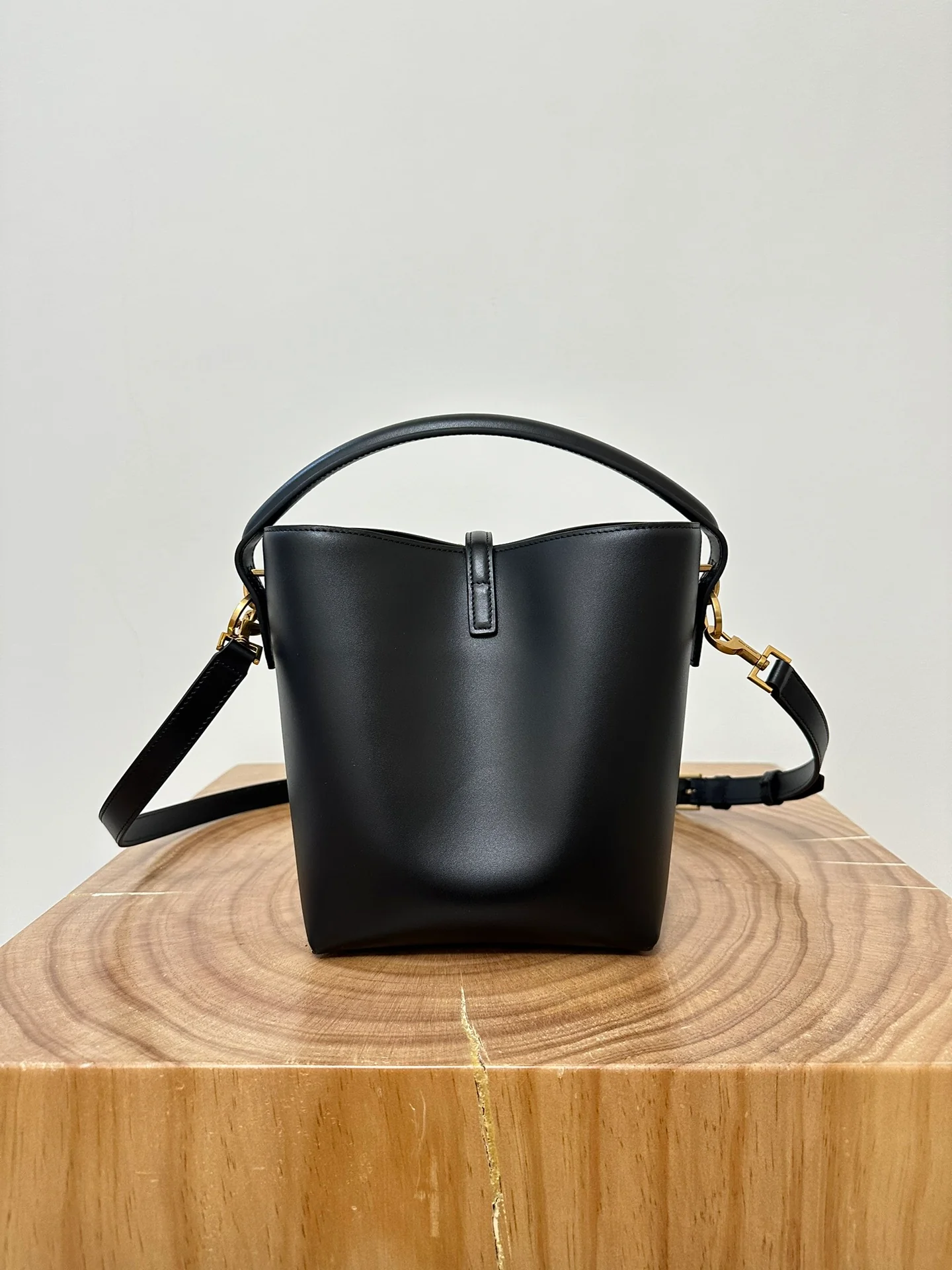 Сумка-ведро YSL Le 37 - Маленькая - Черная