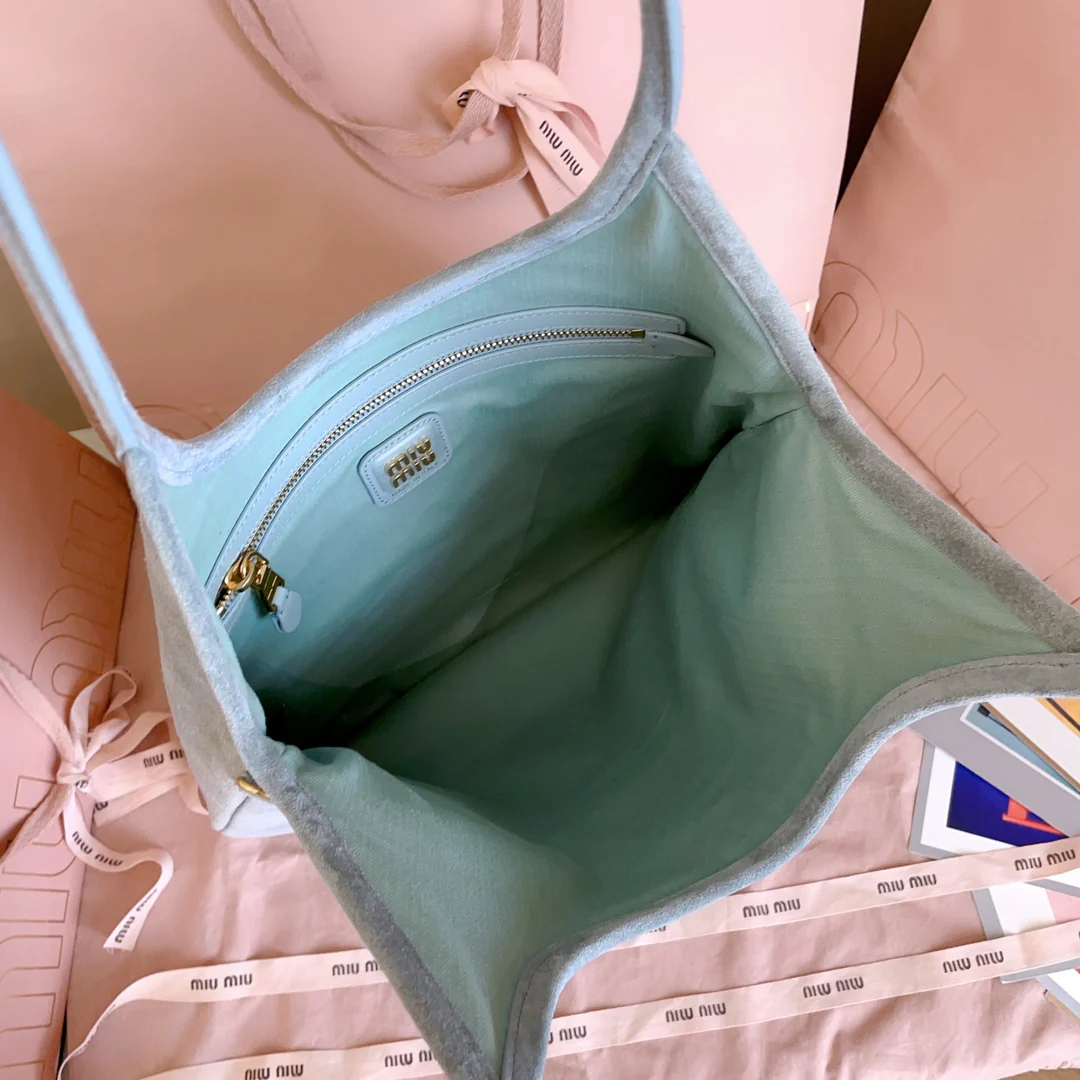 Сумка-тоут Miu Miu 5bg231 из замши - синяя