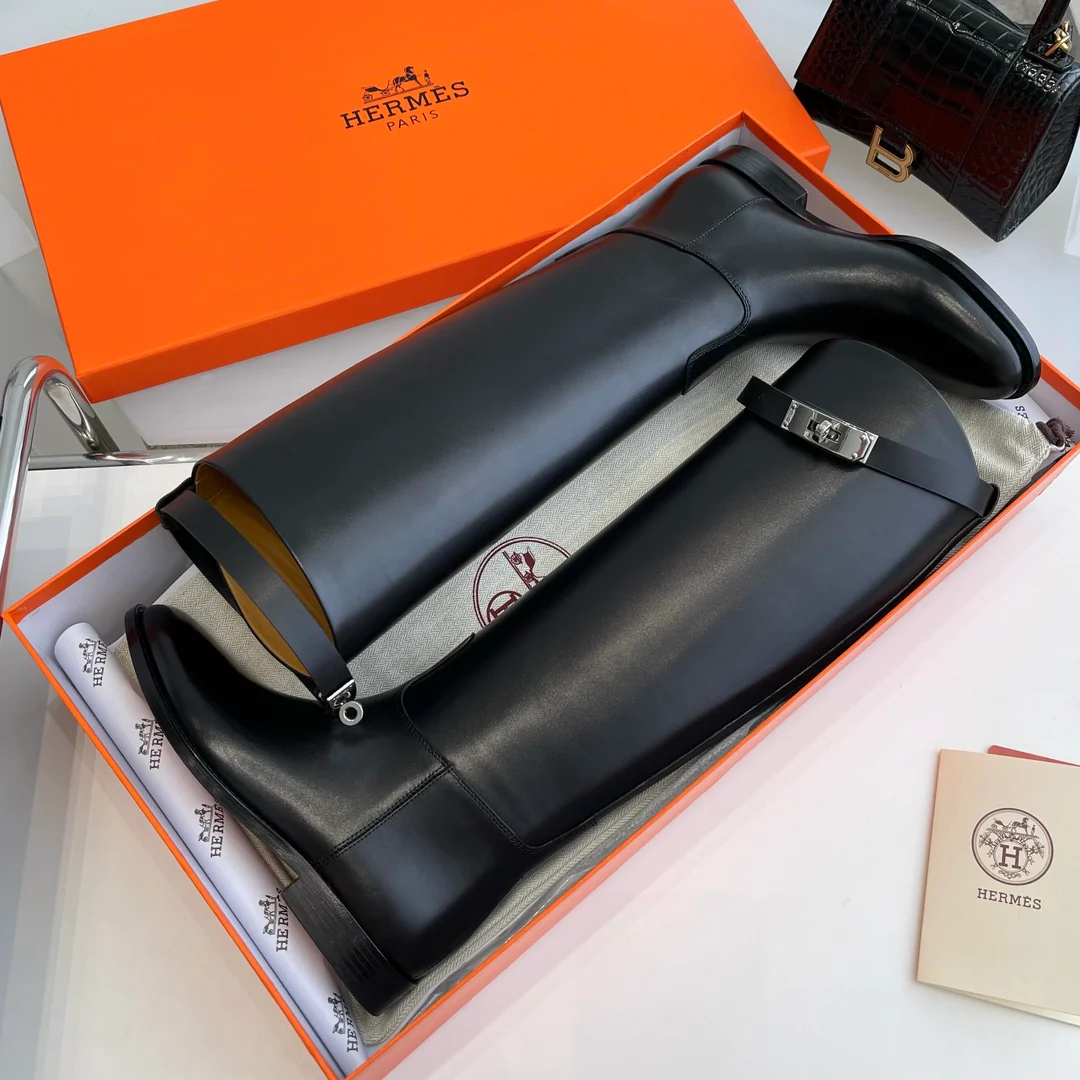 Новые ботинки Hermes Kelly Buckle 2022 года