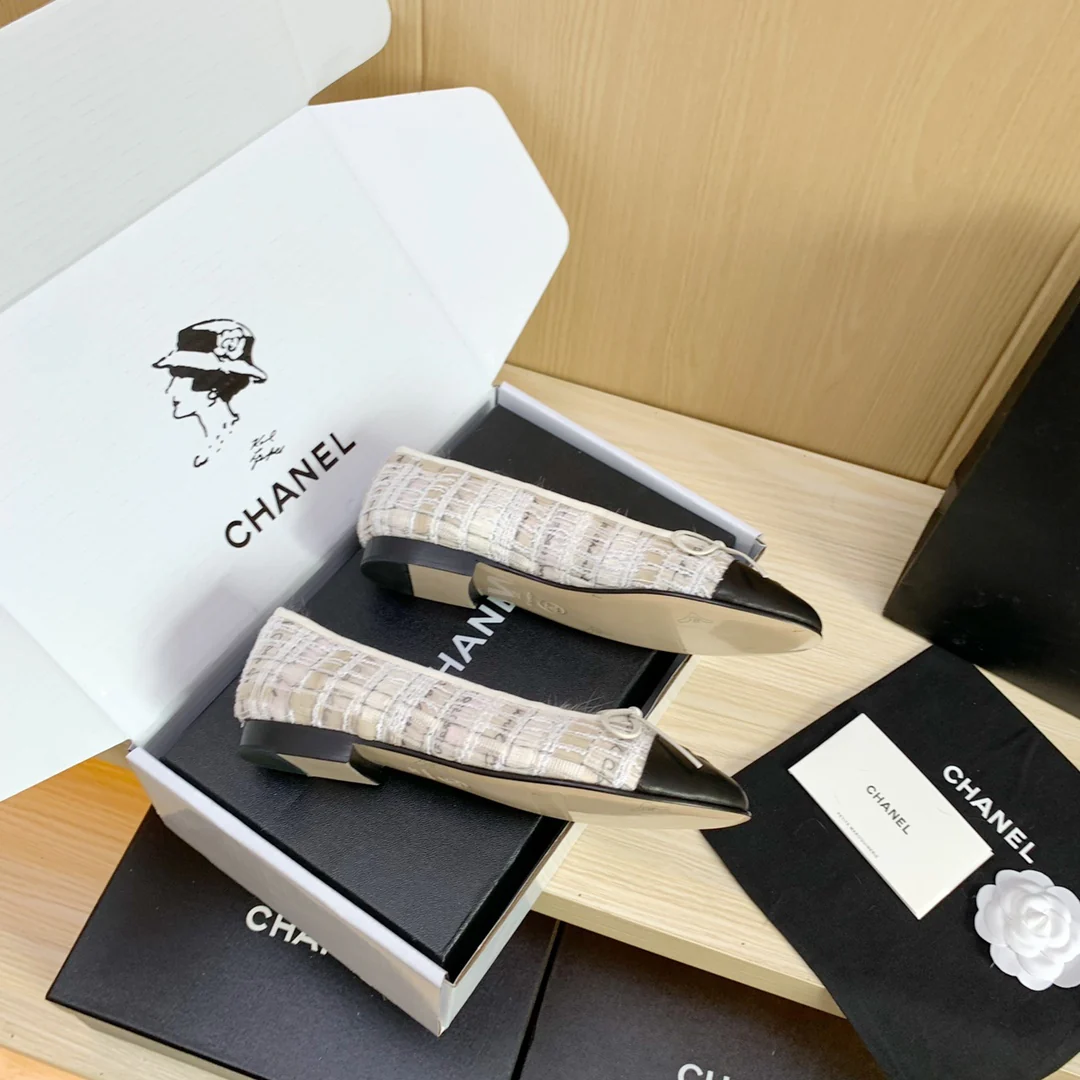 Chanel - Классические балетки - Вариант с кроличьим мехом - Черные с закругленным носком