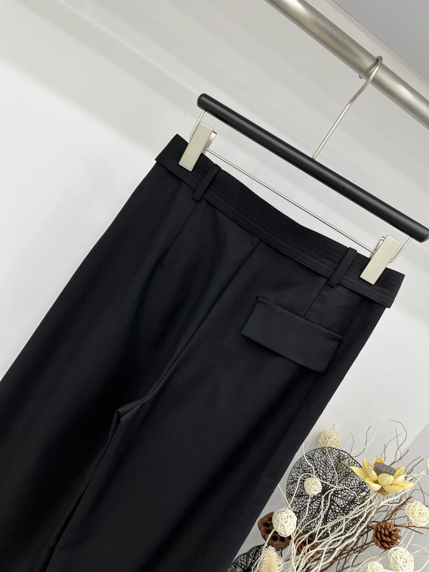 Miu Miu - 2404 - Новые повседневные брюки с поясом - Черные