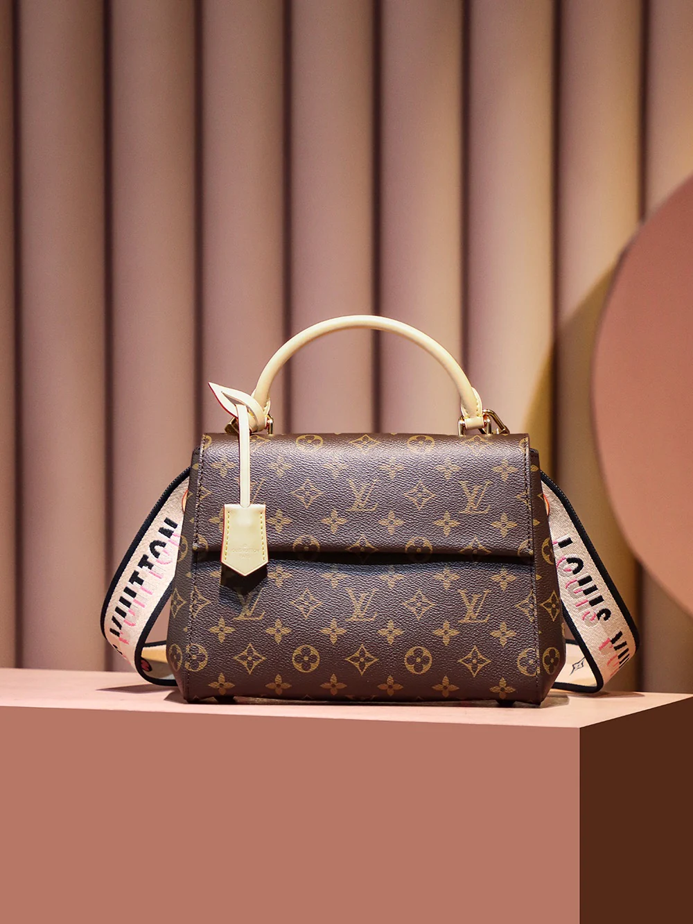 m46372-LV-cluny-bb-crossbody bag-handbag