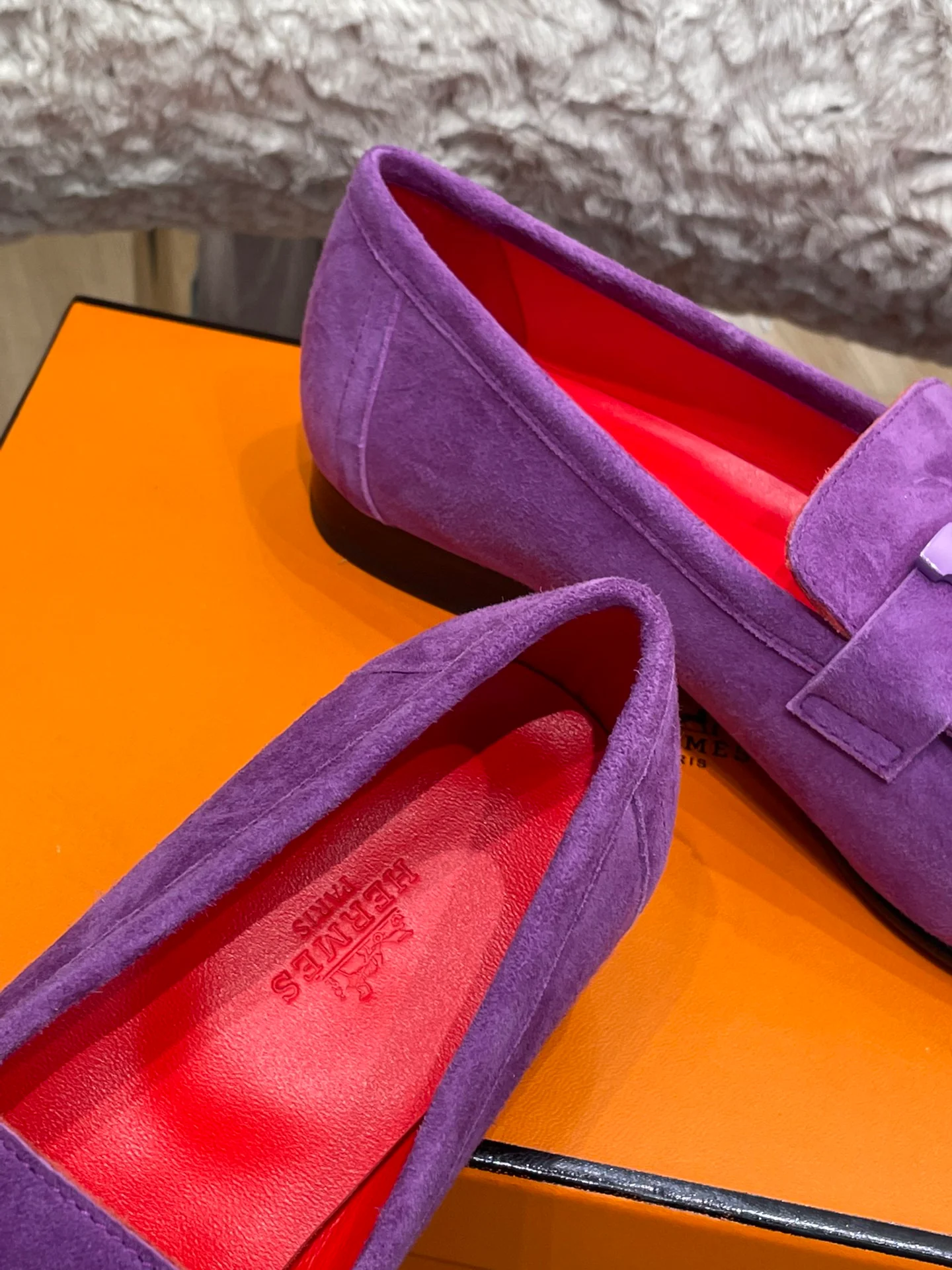 Лоферы Hermes с кисточками