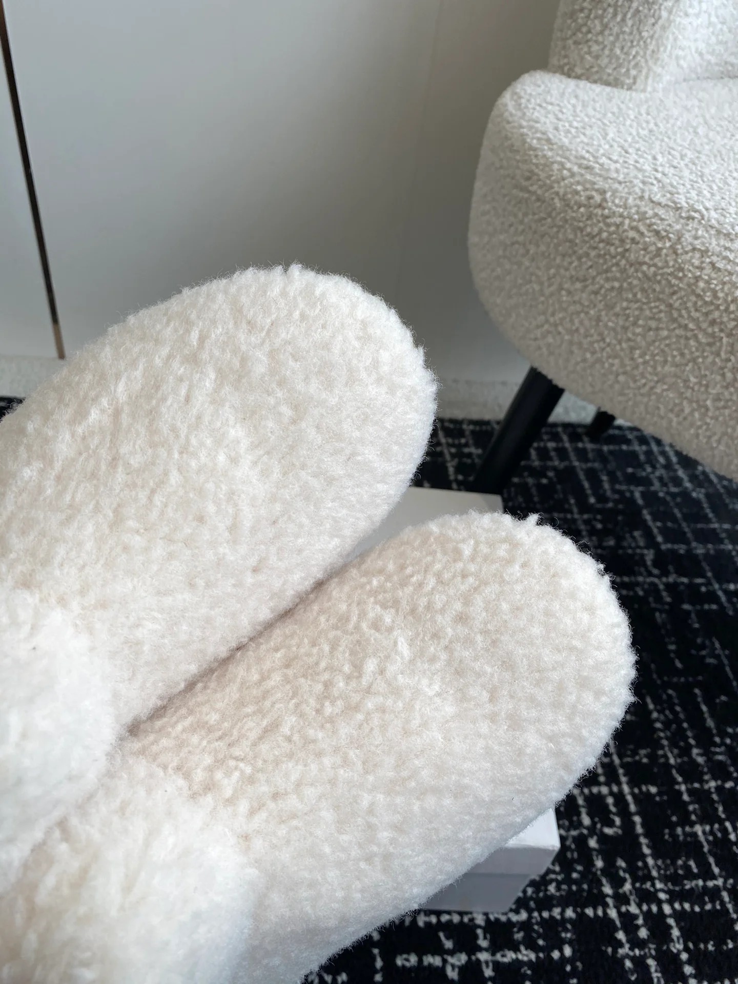 Шерстяные сапоги Miu Miu 2024 - белые