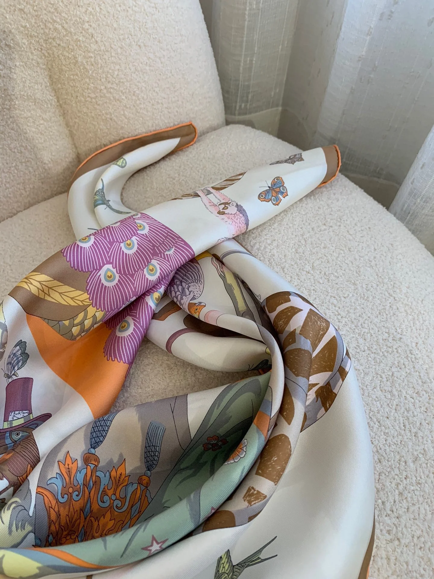 Шелковый шарф Hermes 90