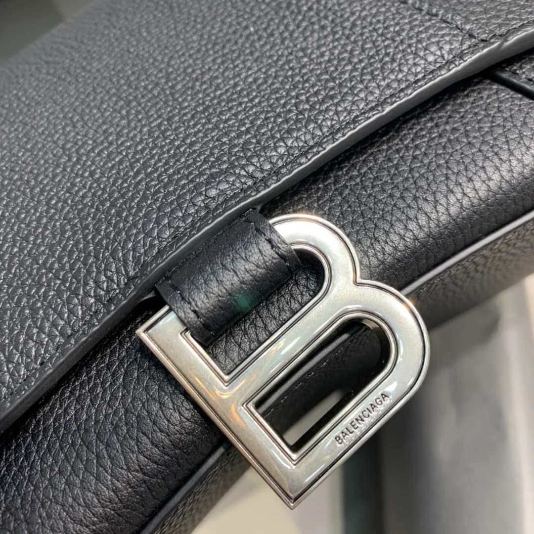 Сумка Balenciaga Hourglass - с черным узором 