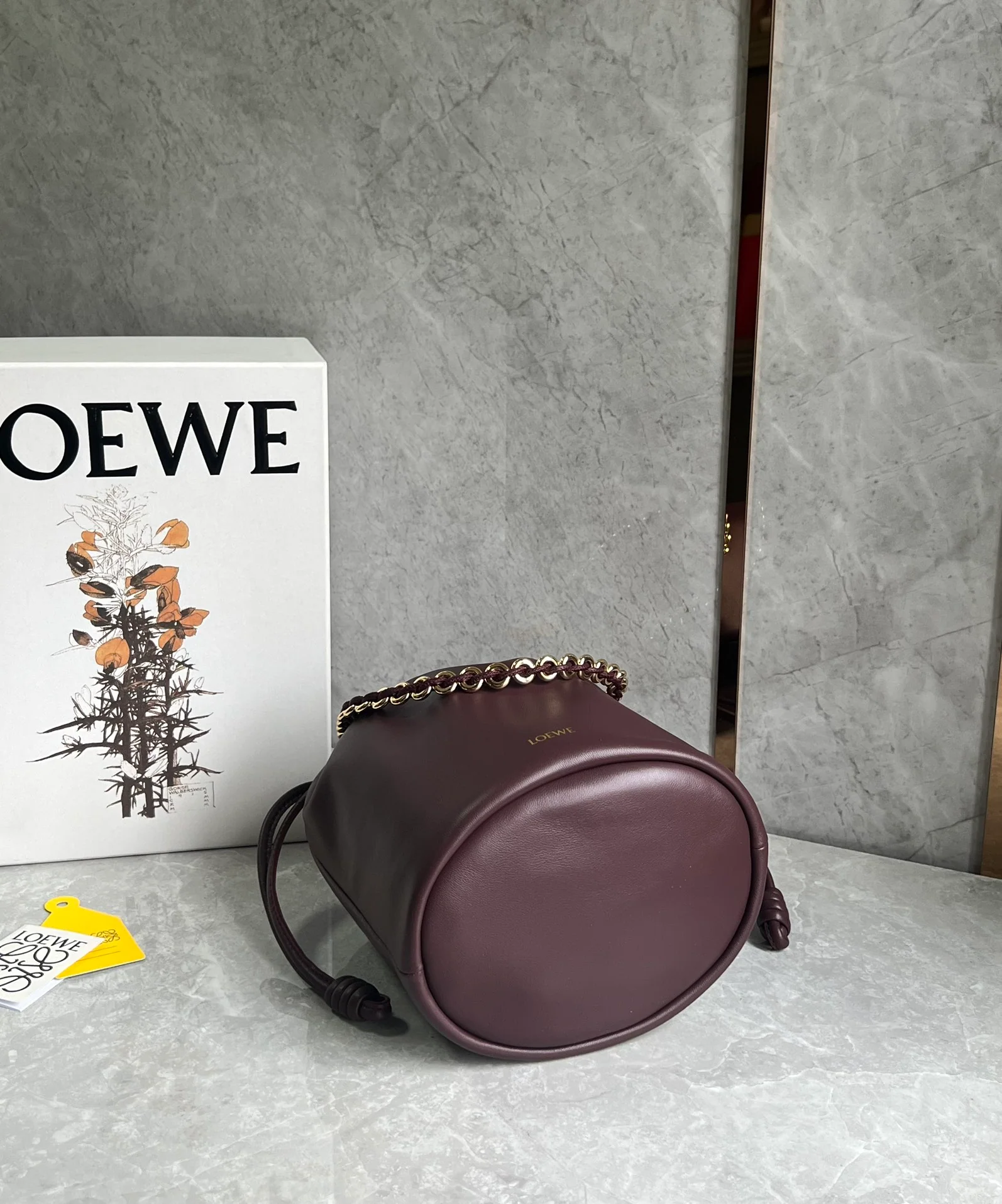 Сумка-ведро Loewe Flamenco Purse Bucket Bag - бордовая