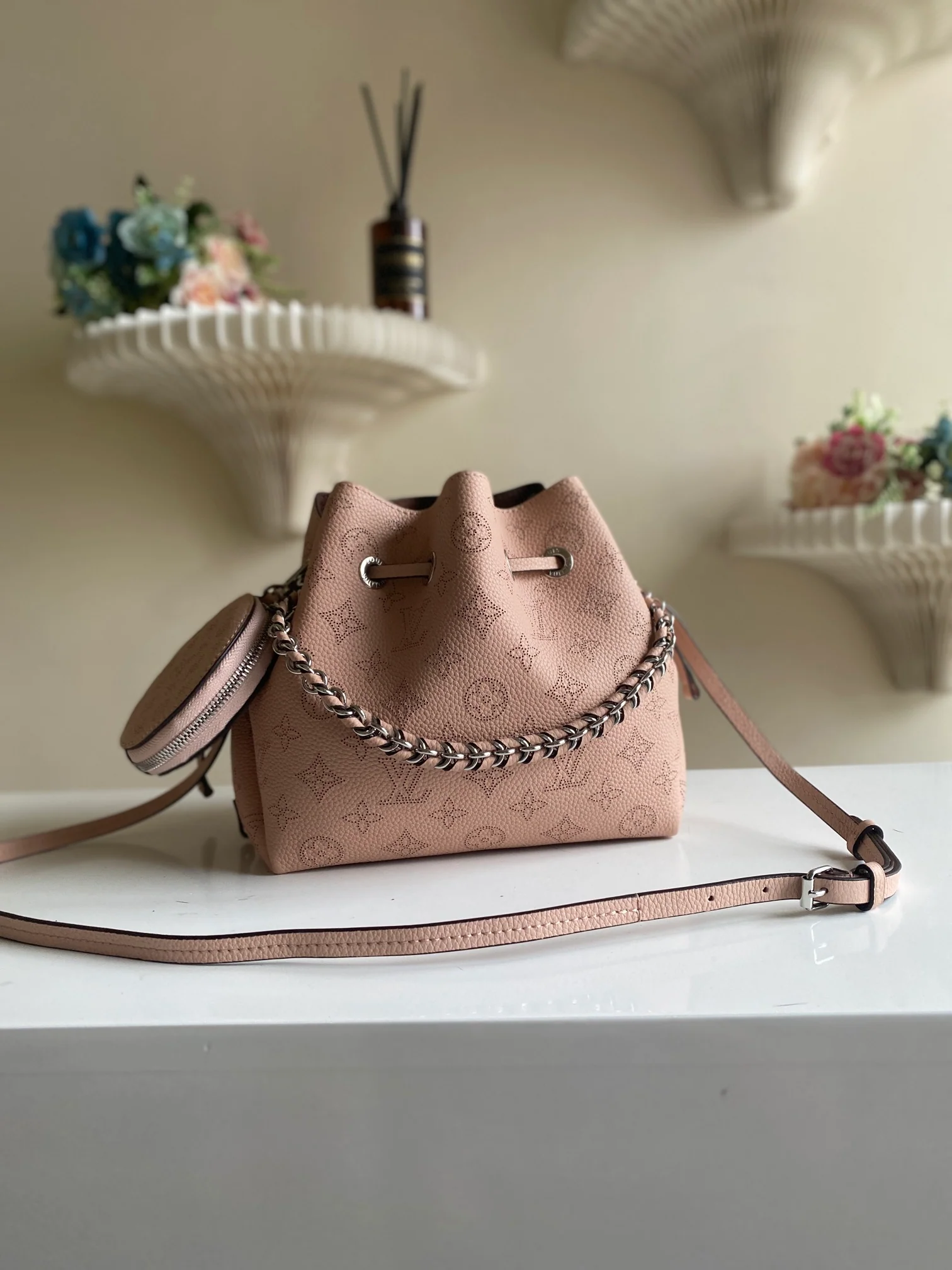 m57070-LV-Bella-Bucket Bag-Pink