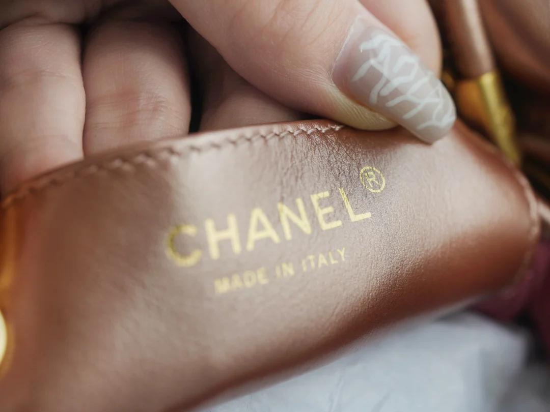 Chanel - Новая сумка 22 - Розовое золото